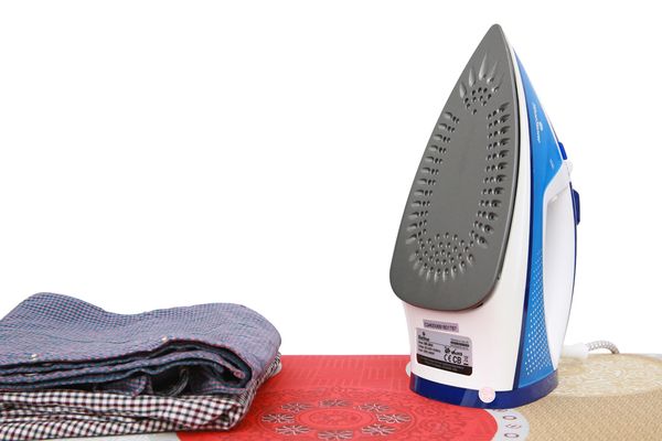 Bàn ủi Bluestone 3806