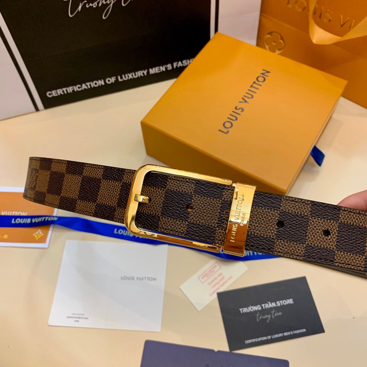 Louis Vuitton Brown Leather Belt with LV Golden Buckle 40 eBay #53 Louis Vuitton Brown Leather Belt with LV Golden Buckle 40 eBay