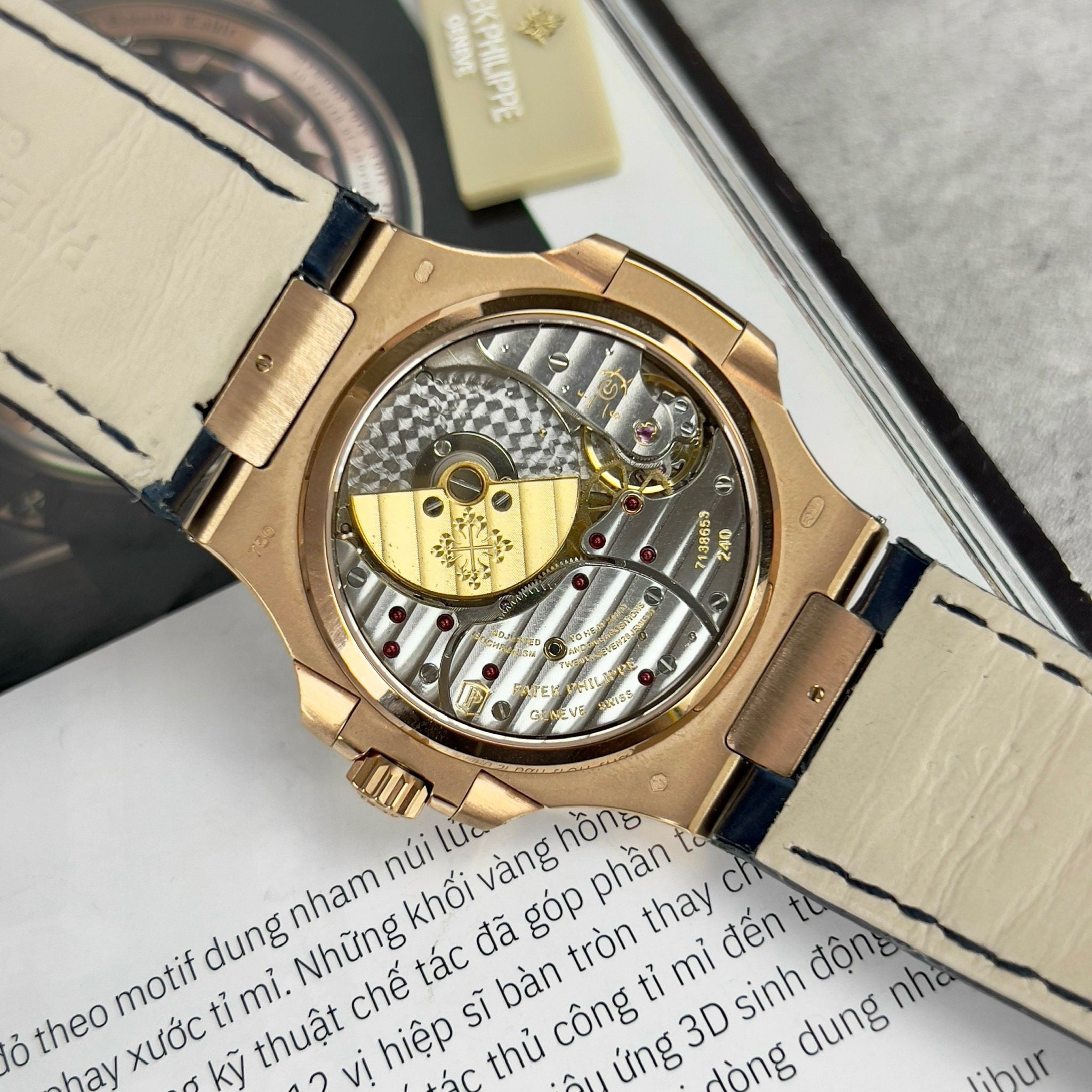 PATEK PHILIPPE NAUTILUS 40 MM - Đồng Hồ Patek Philippe - Nam - DHNTT1370
