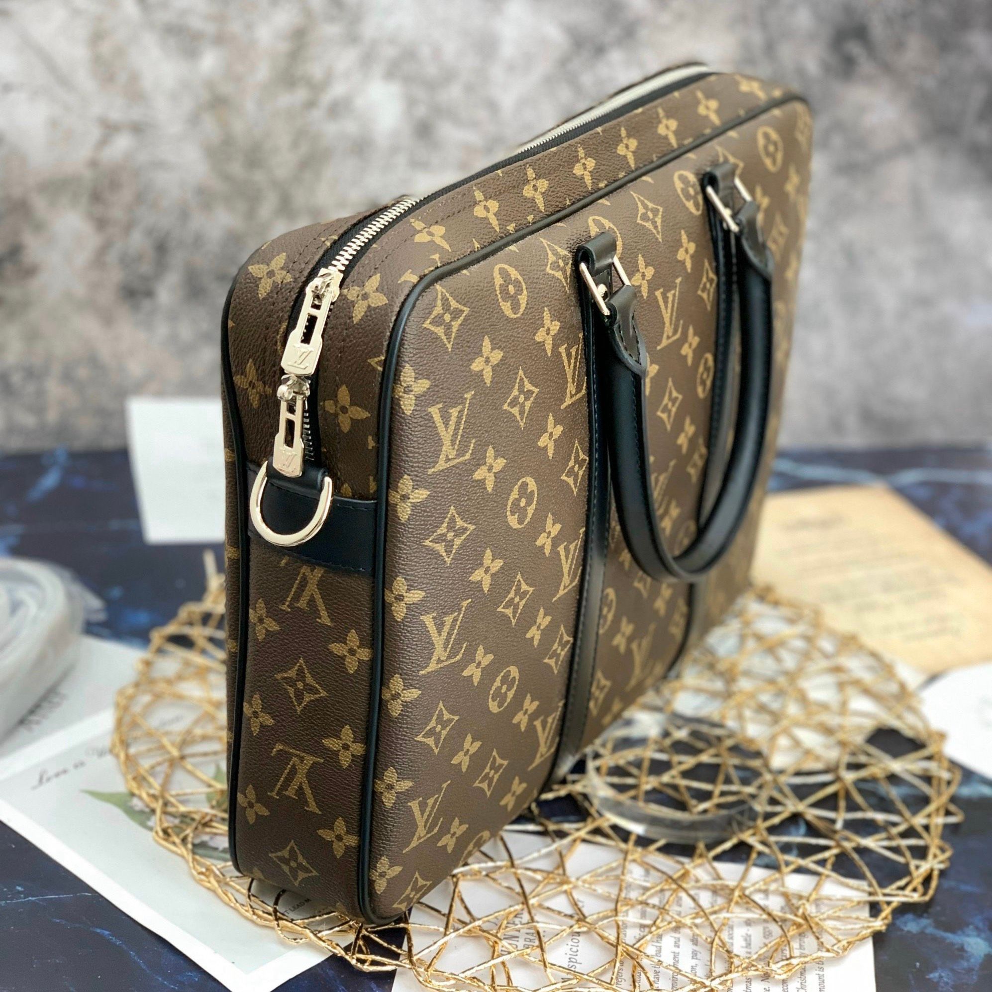Cặp đựng laptop Louis Vuitton Nam CLT99 Hà Trần Store #48 Cặp đựng laptop Louis Vuitton Nam CLT99 Hà Trần Store