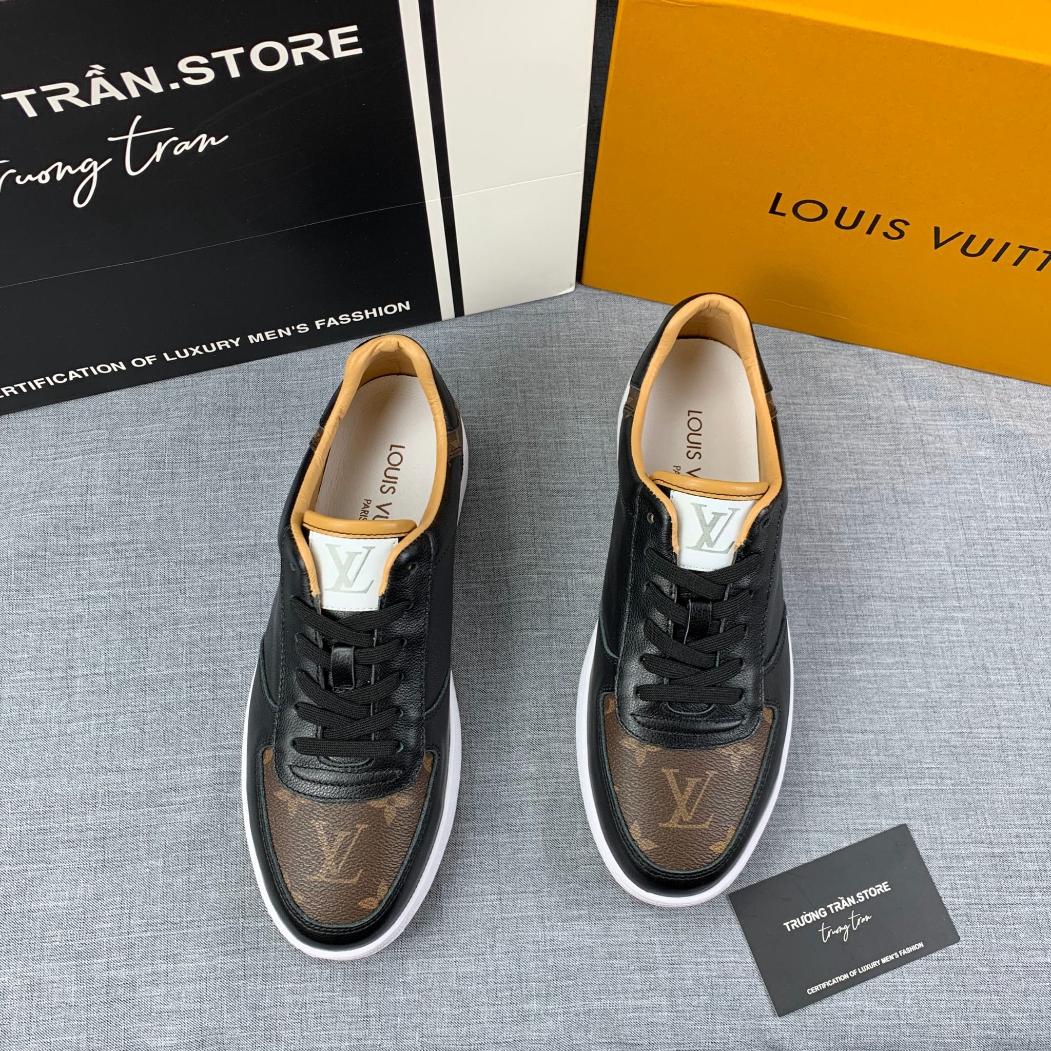 Dép quai hậu Louis Vuitton  Giày sneaker trắng cho nam giày slip on  cho nam da  Chất da đẹp mịn  nét căng ạ  Bạch công tử là quá