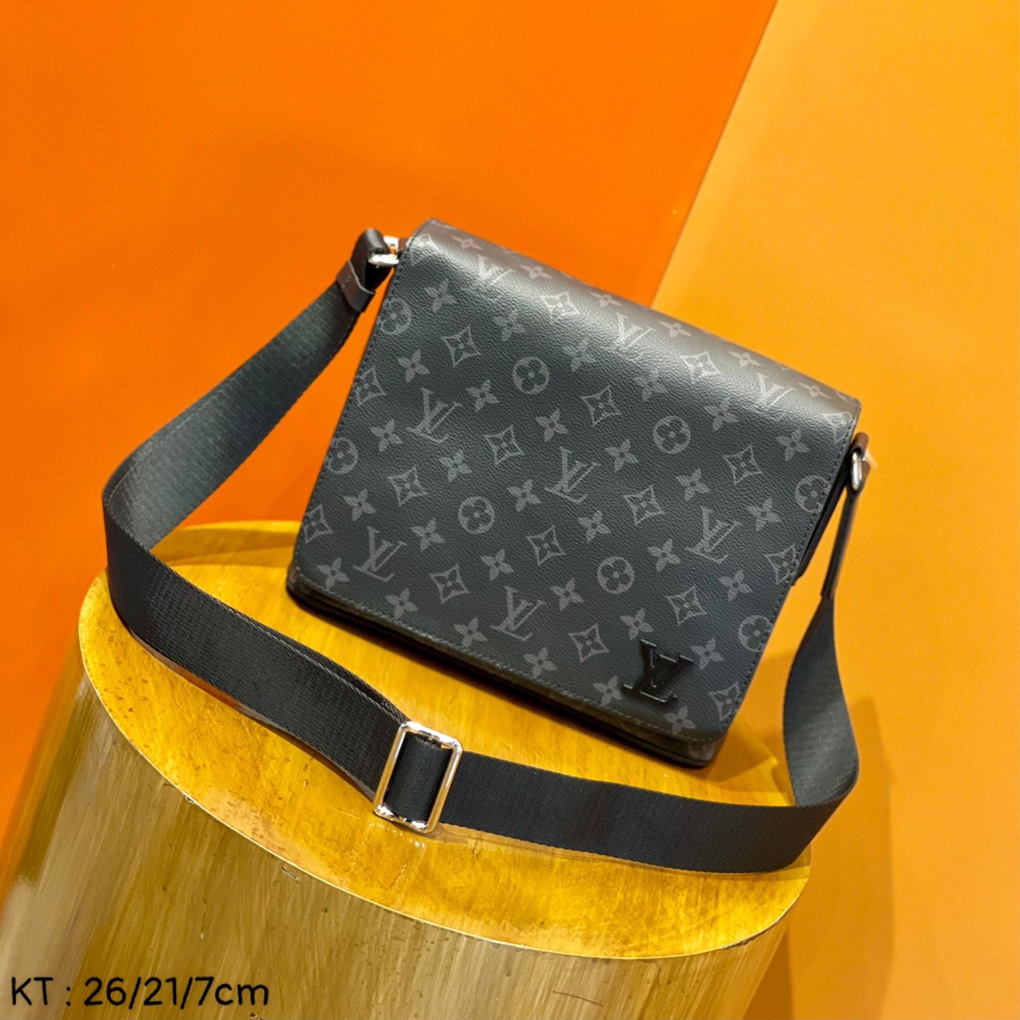 Túi Xách - Túi Đeo Chéo Louis Vuitton - Nam - TXTT168