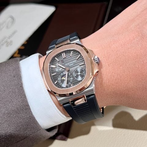 PATEK PHILIPPE NAUTILUS 40 MM - Đồng Hồ Patek Philippe - Nam - DHNTT540