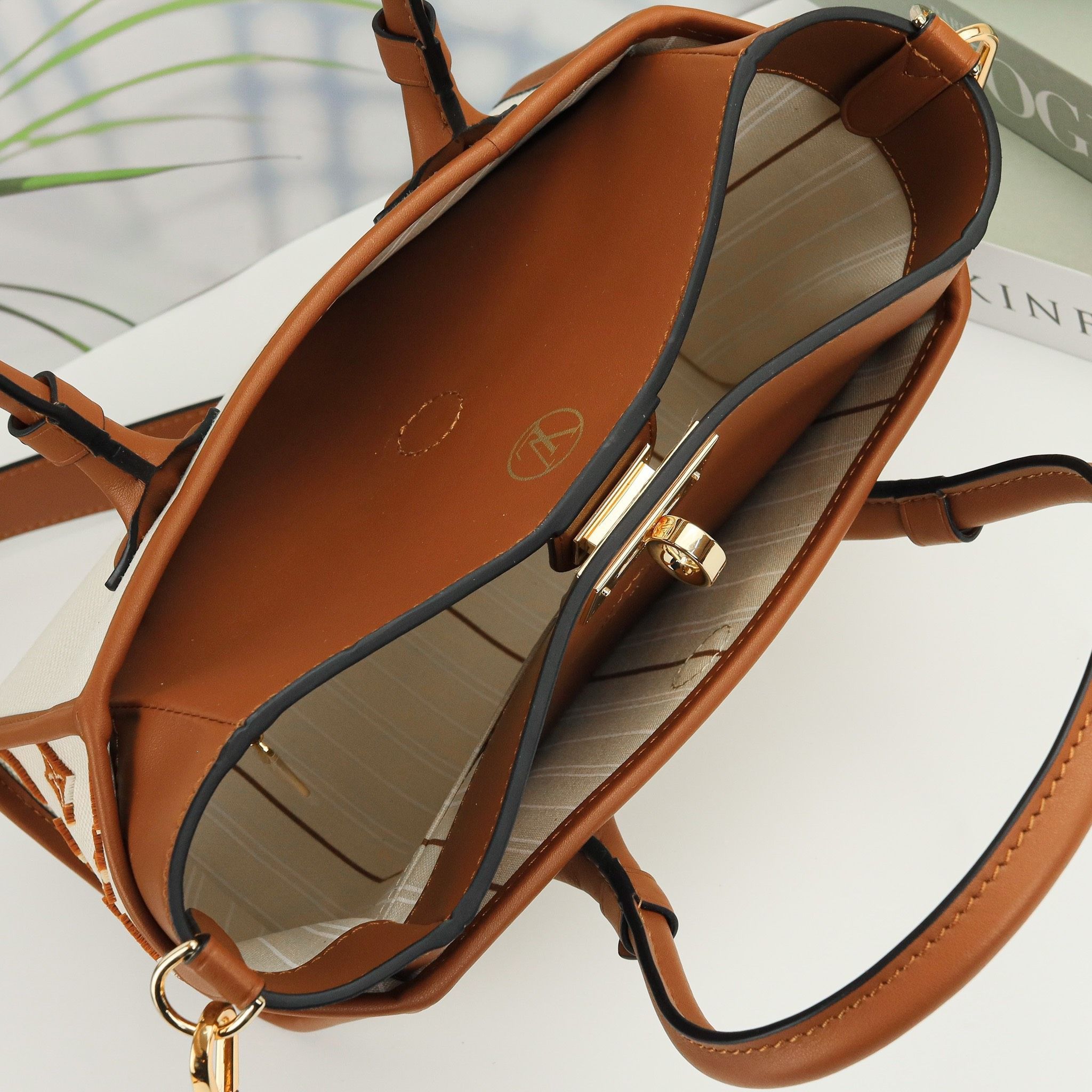 Túi Nữ Louis Vuitton - TNTT37