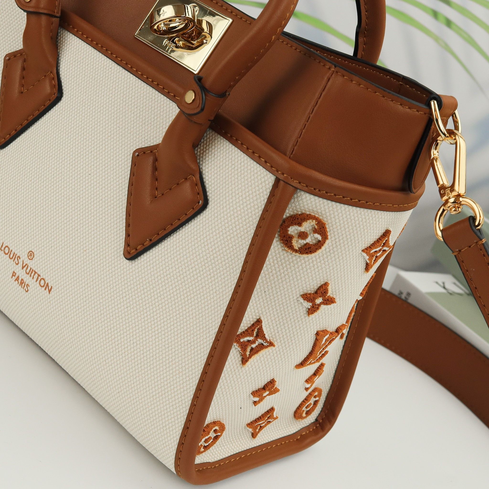 Túi Nữ Louis Vuitton - TNTT37