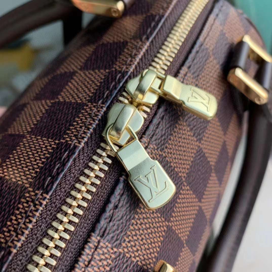 Túi Nữ Louis Vuitton - TNTT136