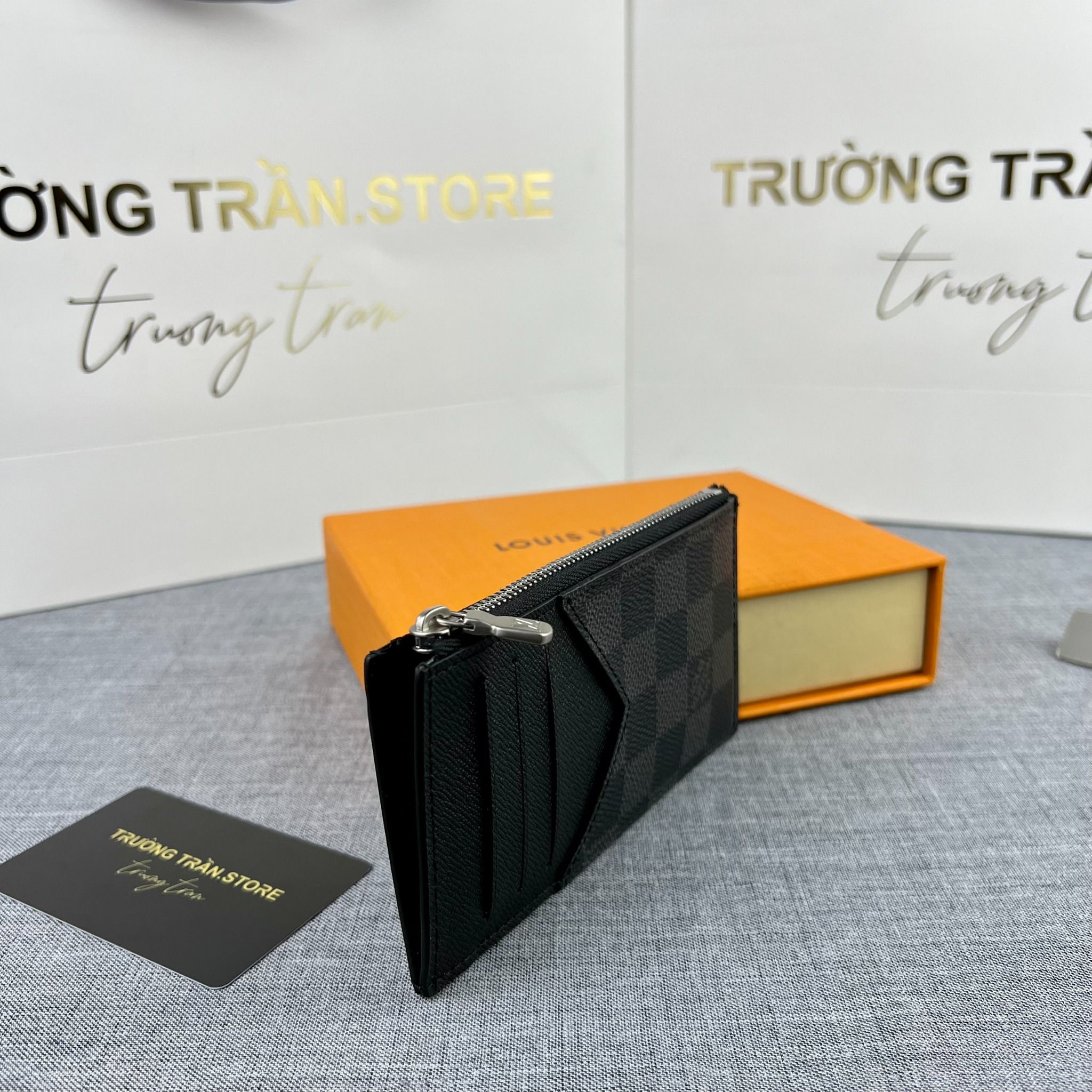Ví Đứng Nhỏ - Ví Ngắn Louis Vuitton - Nam - VĐTT37