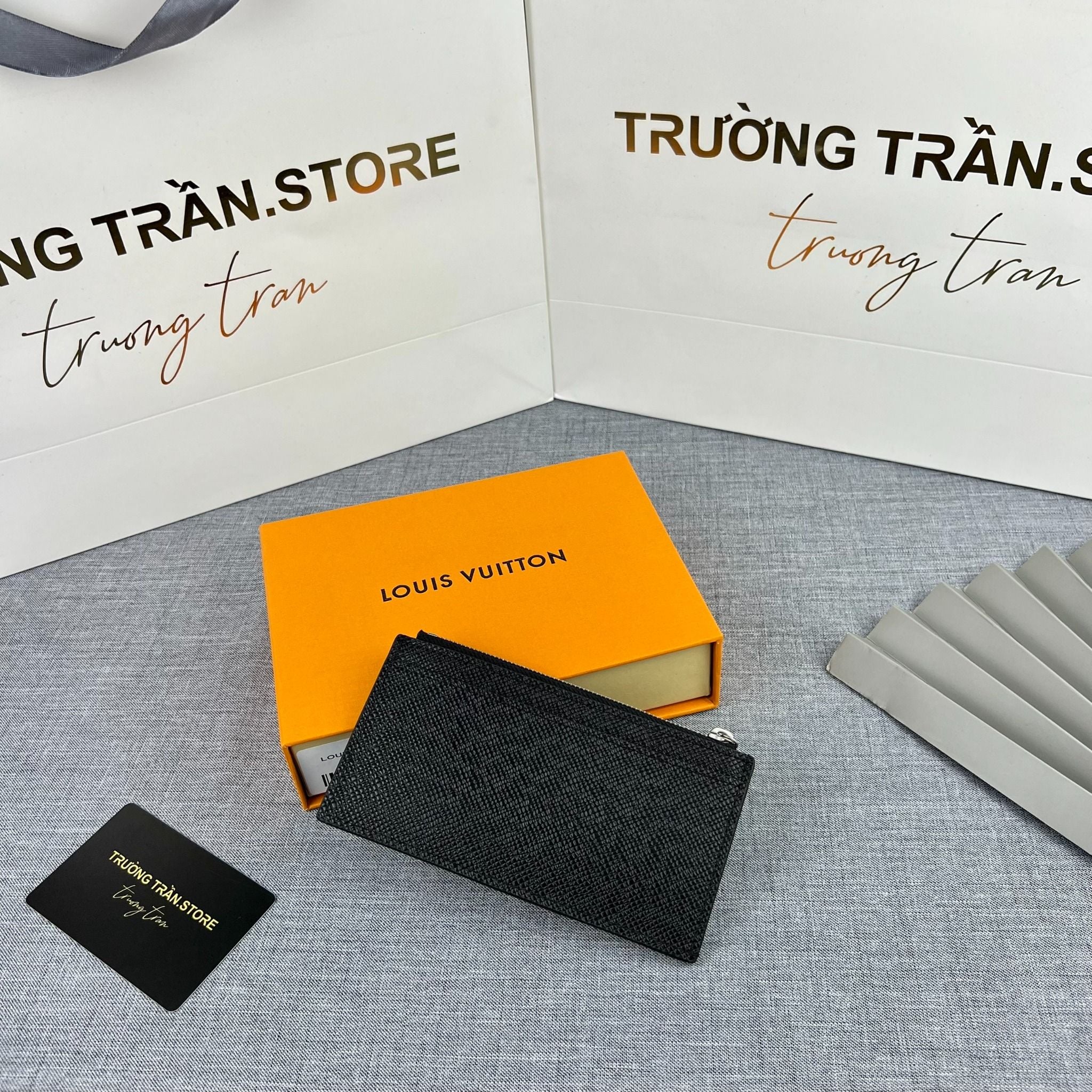 Ví Đứng Nhỏ - Ví Ngắn Louis Vuitton - Nam - VĐTT36