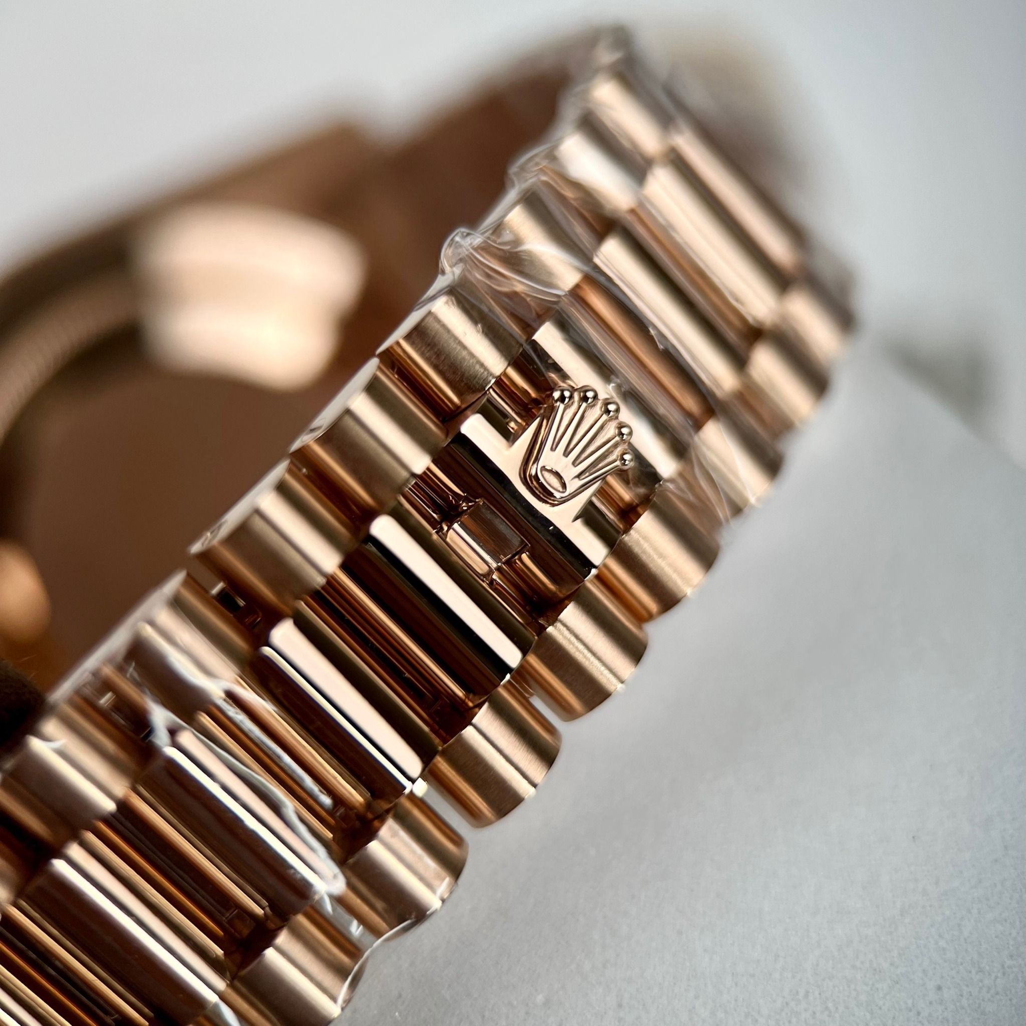 ROLEX DAY-DATE 40 MM - Đồng Hồ Rolex - Nam - DHNTT547