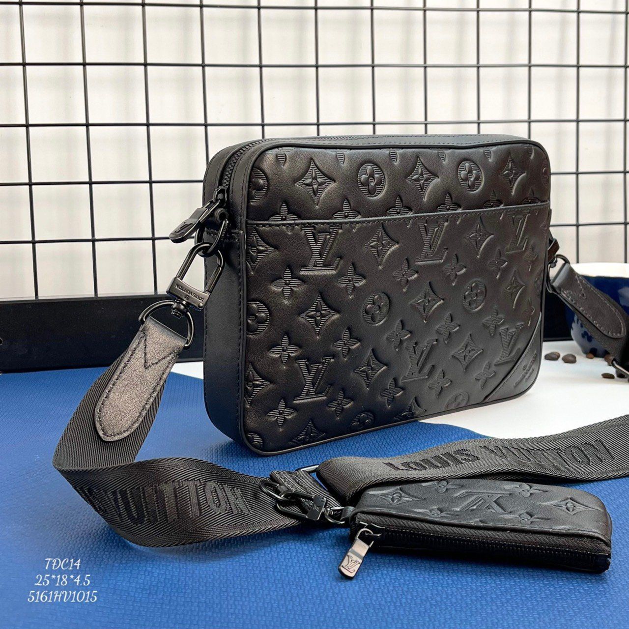 Túi Xách - Túi Đeo Chéo Louis Vuitton - Nam - TXTT81 – Trường Trần