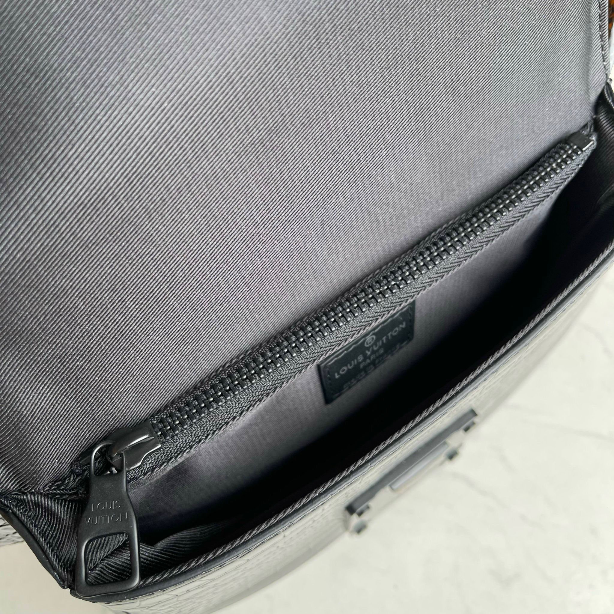 Túi Xách - Túi Đeo Chéo Louis Vuitton - Nam - TXTT232