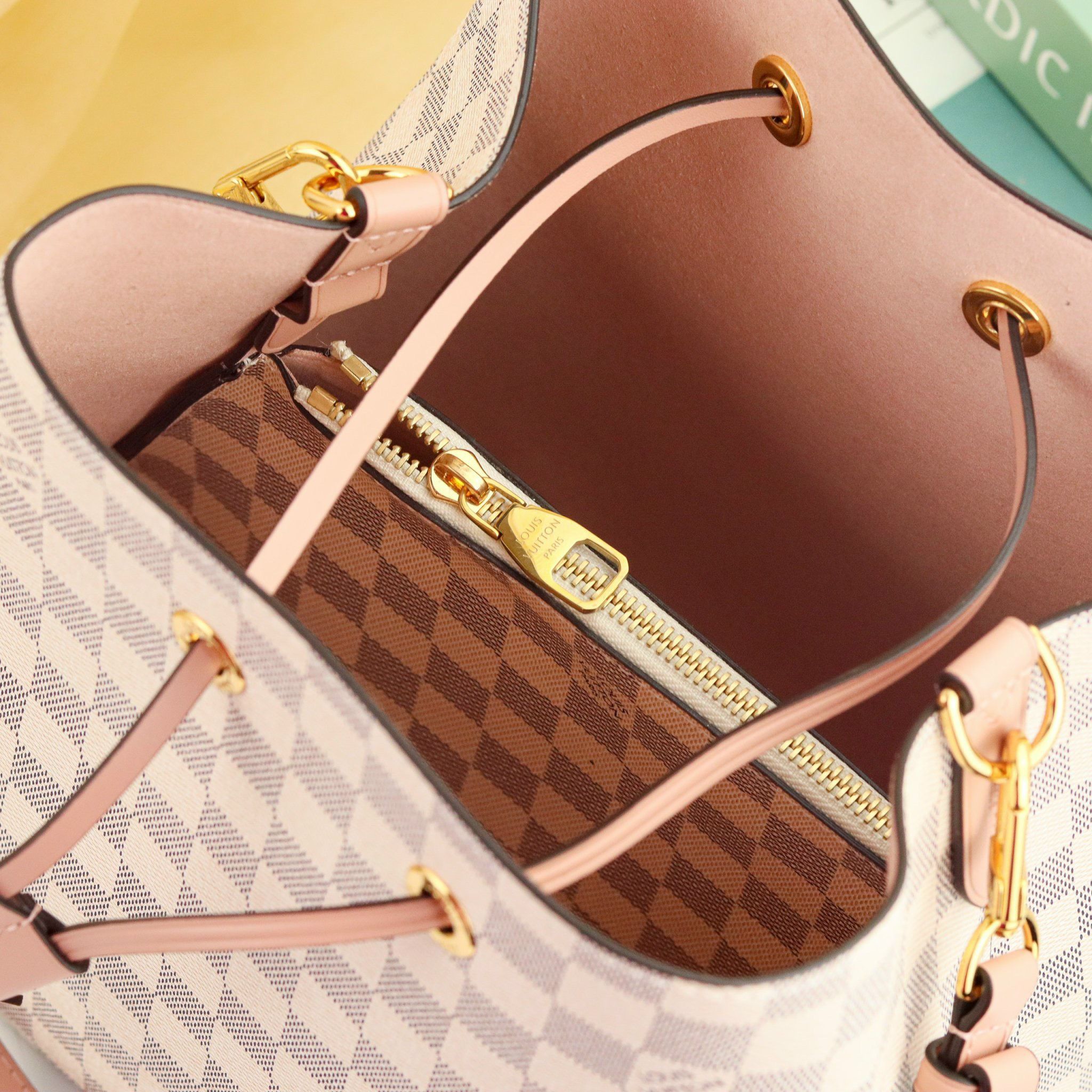 Túi Nữ Louis Vuitton - TNTT149