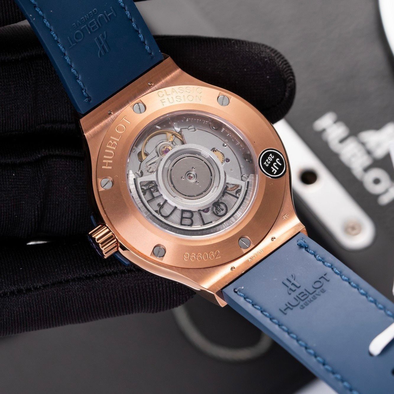 HUBLOT CLASSIC FUSION 38 MM - Đồng Hồ Hublot - Nữ - DHTT118