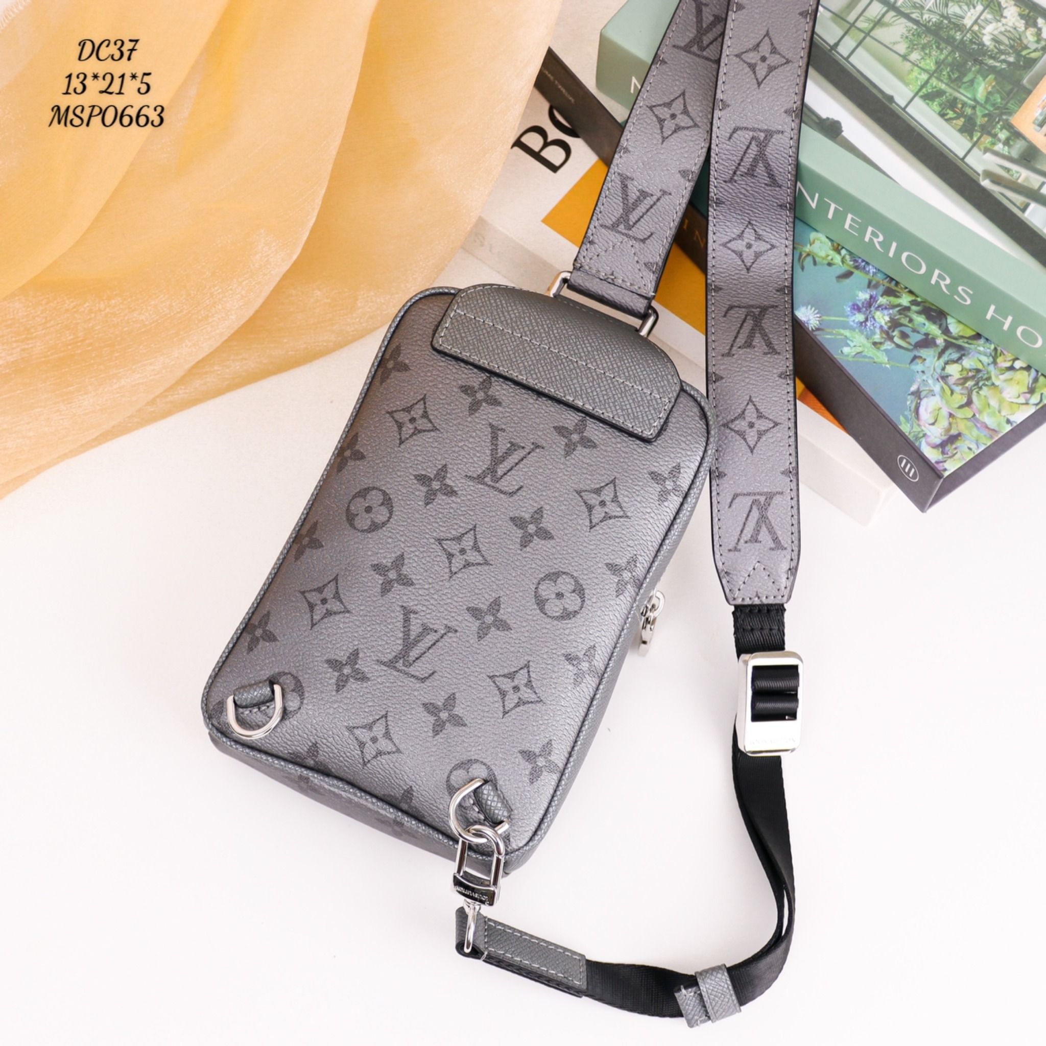 Túi Xách - Túi Đeo Chéo Louis Vuitton - Nam - TXTT217