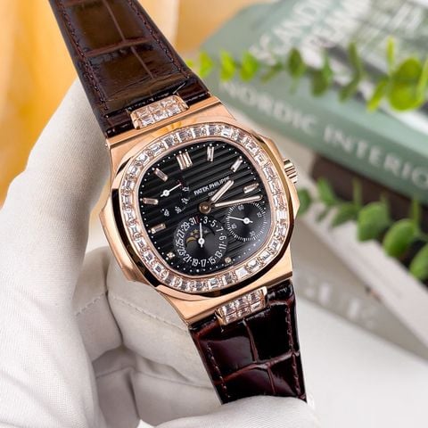 PATEK PHILIPPE NAUTILUS 40 MM - Đồng Hồ Patek Philippe - Nam - DHNTT559