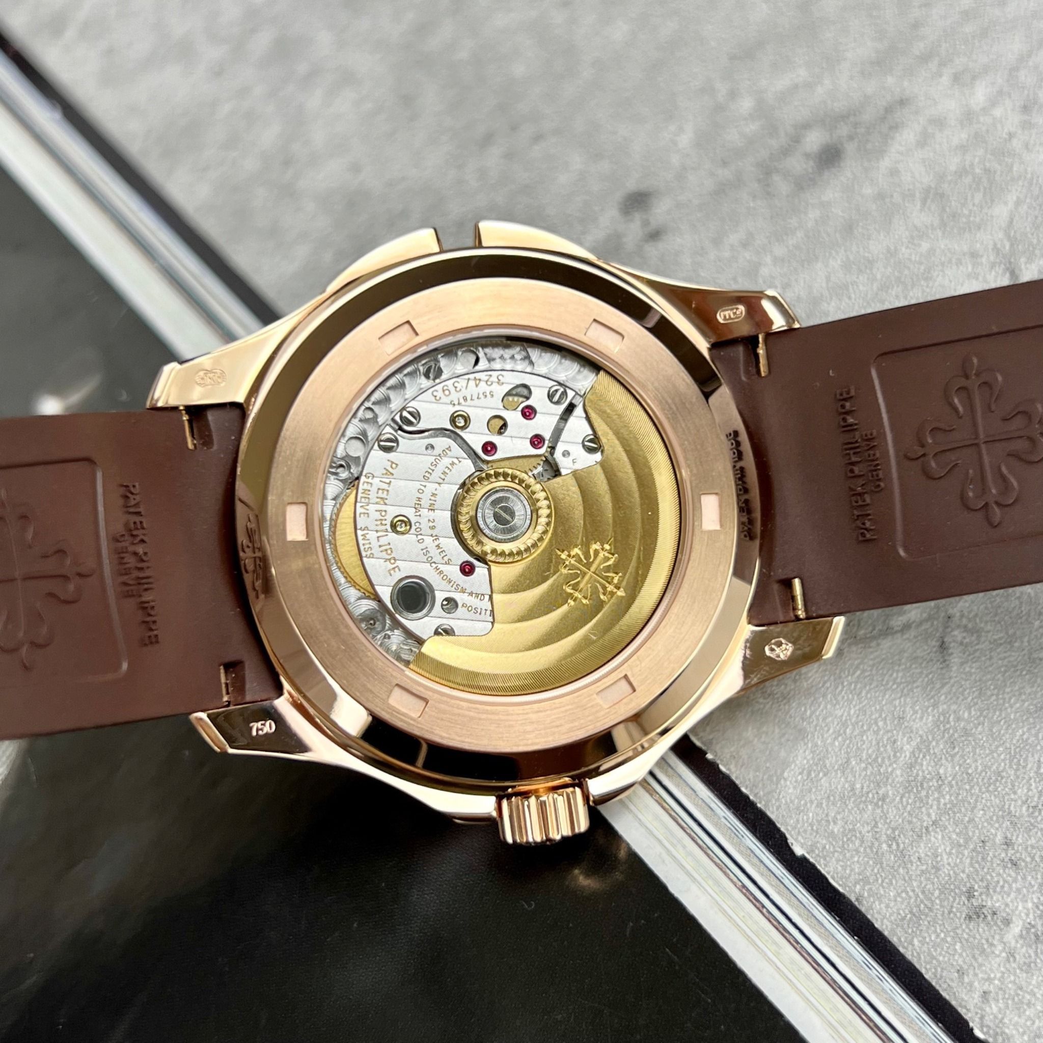 PATEK PHILIPPE AQUANAUT 41 MM - Đồng Hồ Patek Philippe - Nam - DHNTT600