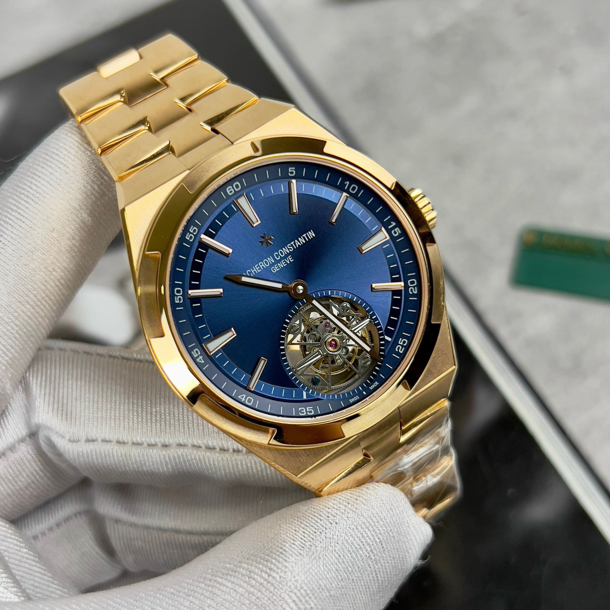 VACHERON CONSTANTIN OVERSEAS TOURBILLON 42 MM - Đồng Hồ Vacheron Constantin - Nam - DHNTT1345
