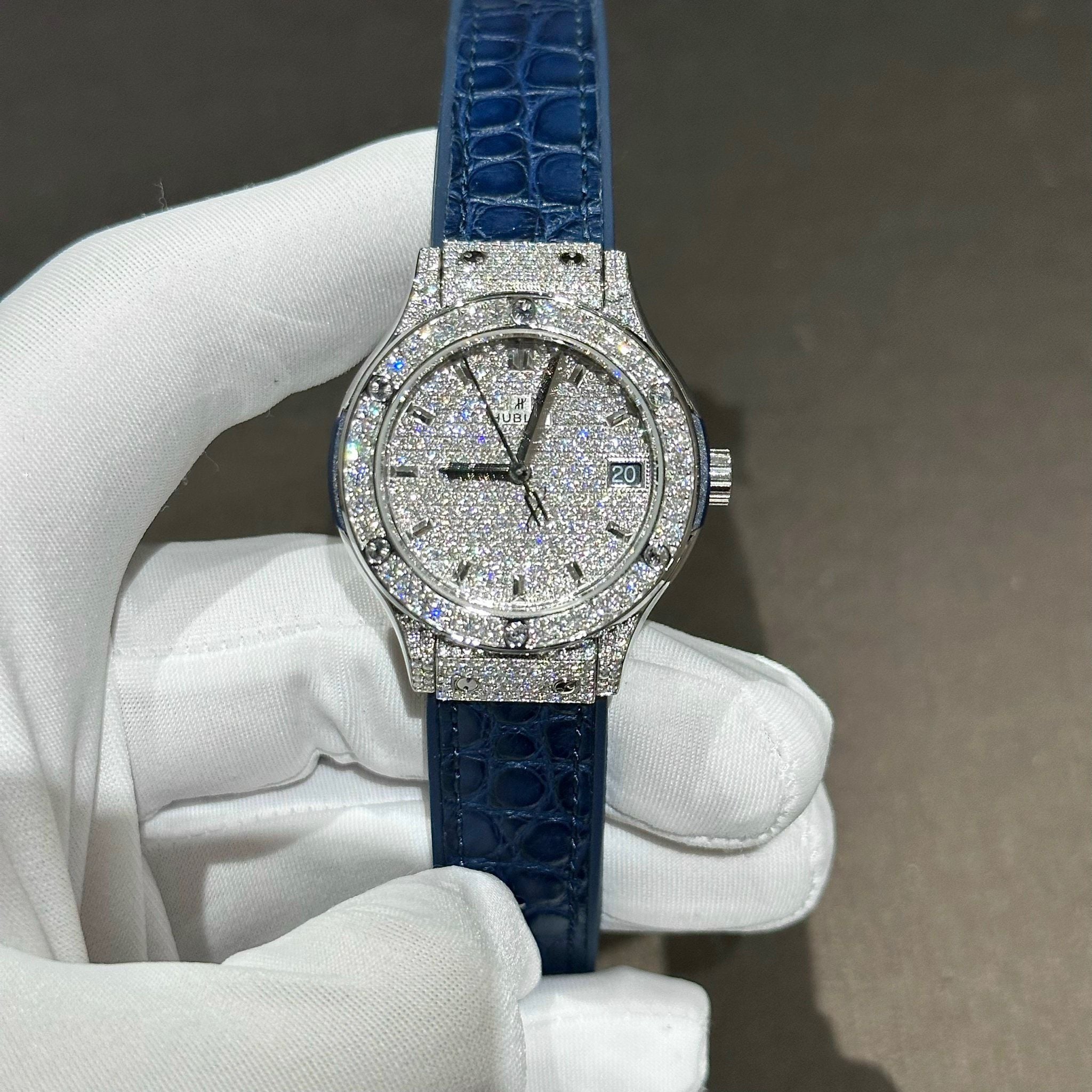 HUBLOT CLASSIC FUSION 33 MM - Đồng Hồ Hublot - Nữ - DHTT526