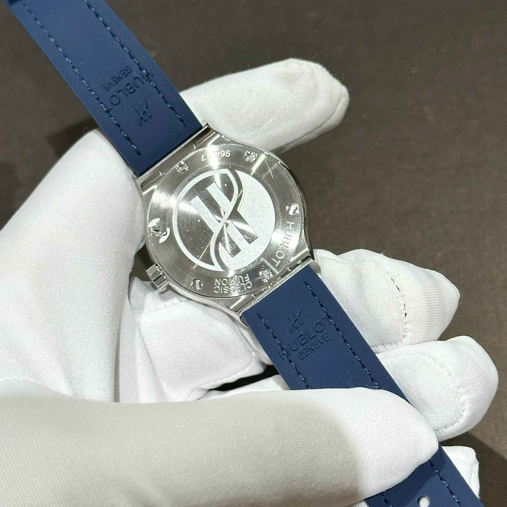 HUBLOT CLASSIC FUSION 33 MM - Đồng Hồ Hublot - Nữ - DHTT526