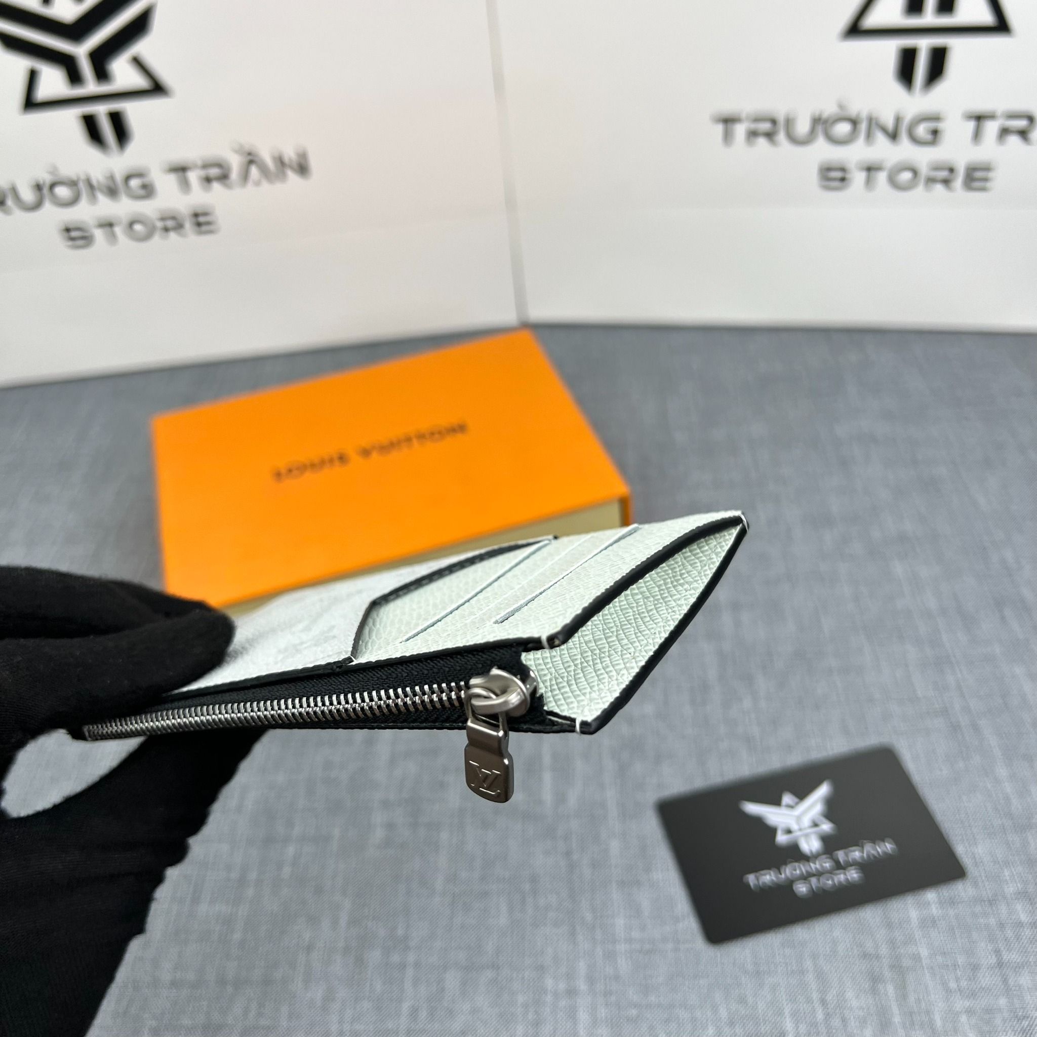 Ví Đứng Nhỏ - Ví Ngắn Louis Vuitton - Nam - VĐTT40