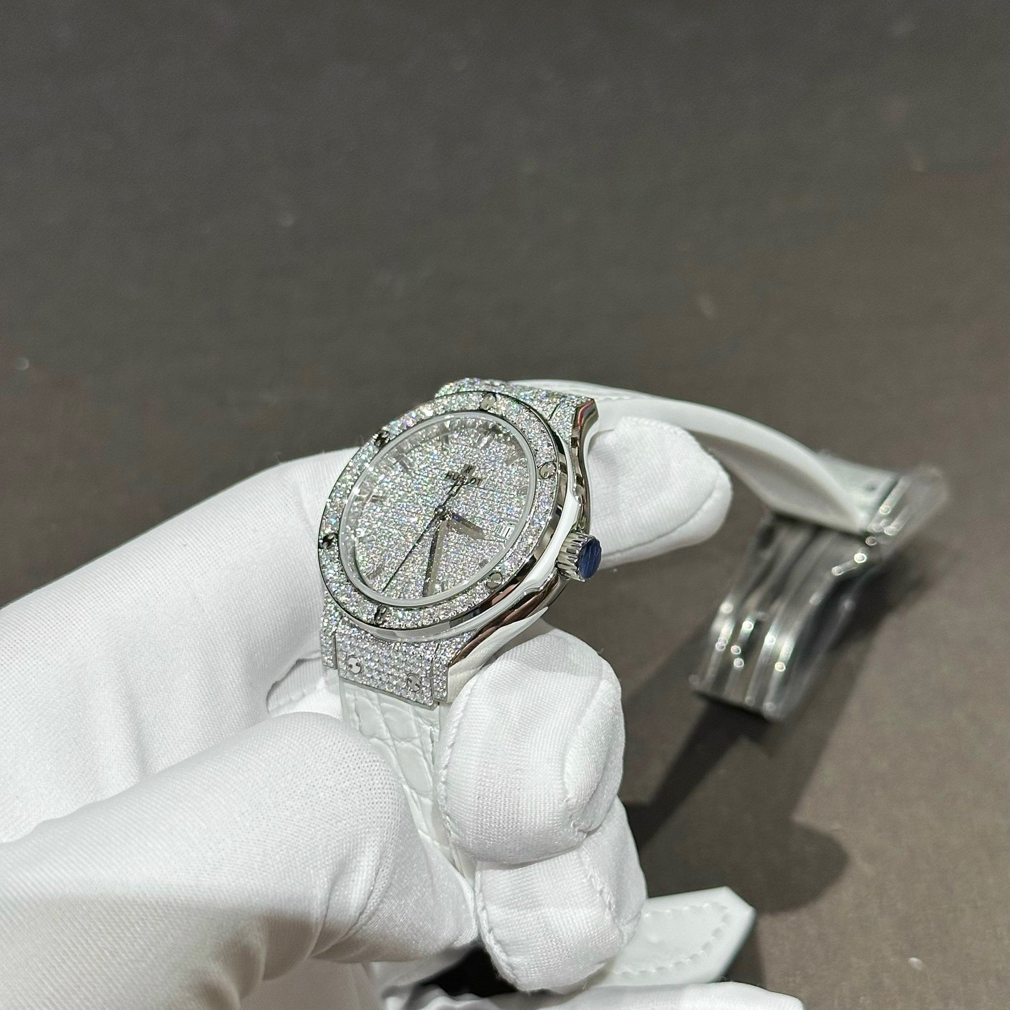 HUBLOT CLASSIC FUSION 33 MM - Đồng Hồ Hublot - Nữ - DHTT533