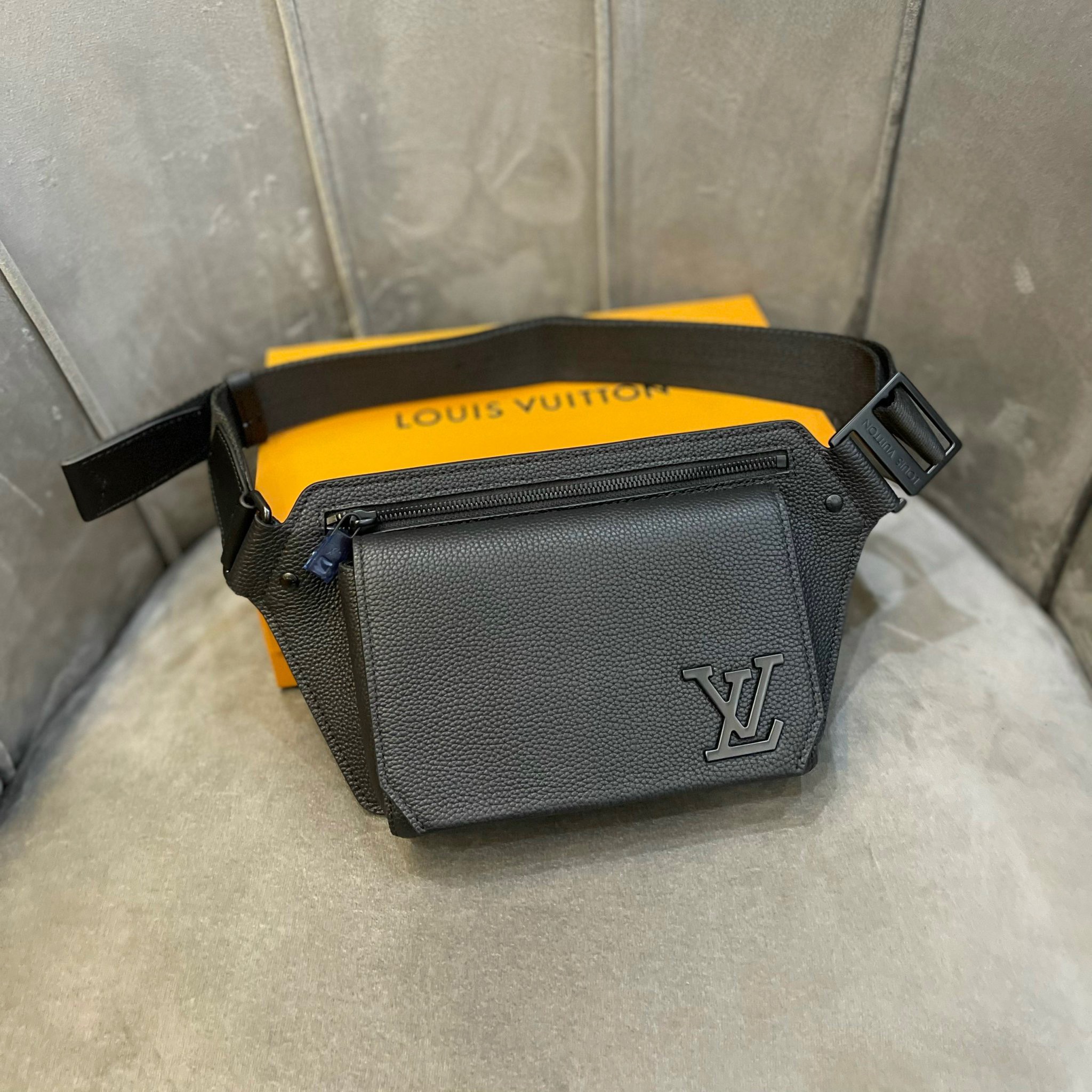 Túi Xách - Túi Đeo Chéo Louis Vuitton - Nam - TXTT177