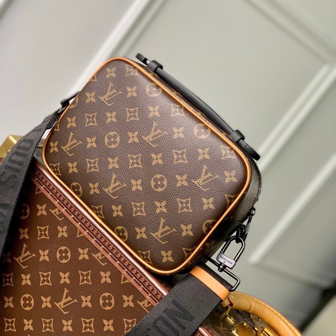 Túi Xách - Túi Đeo Chéo Louis Vuitton - Nam - TXTT201
