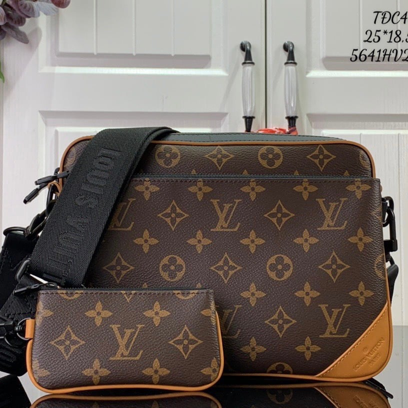Túi Xách - Túi Đeo Chéo Louis Vuitton - Nam - TXTT181