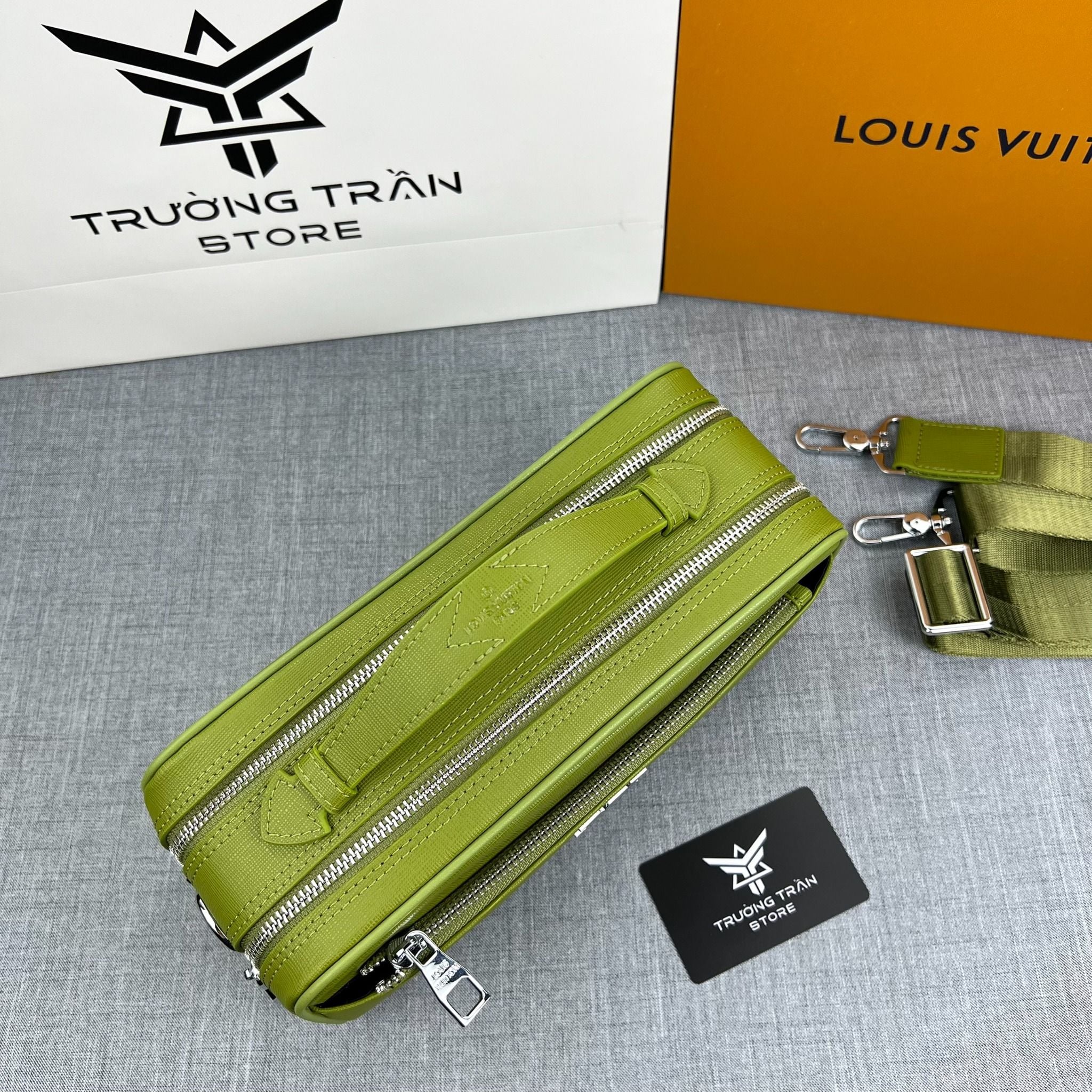 Clutch - Ví Cầm Tay Louis Vuitton - Nam - CLTT325