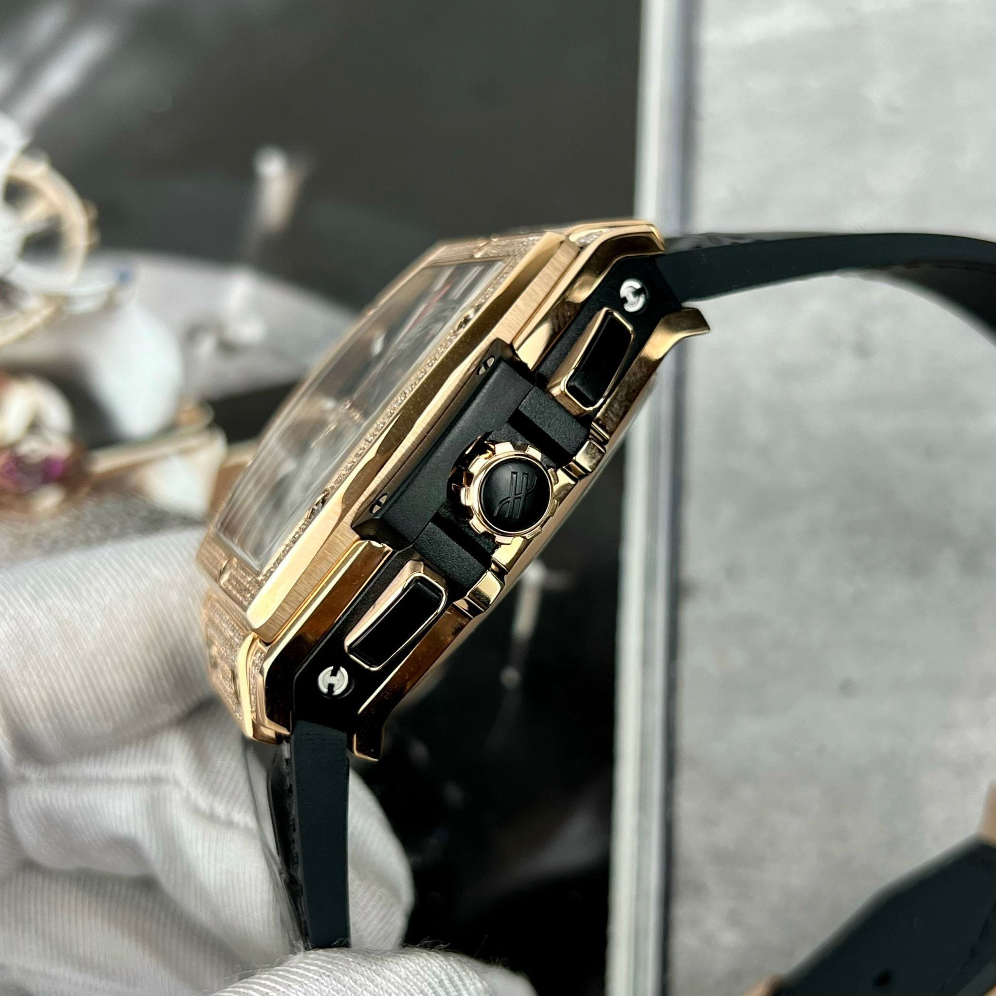 HUBLOT SPIRIT OF BIG BANG 45 MM - Đồng Hồ Hublot - Nam - DHNTT1426