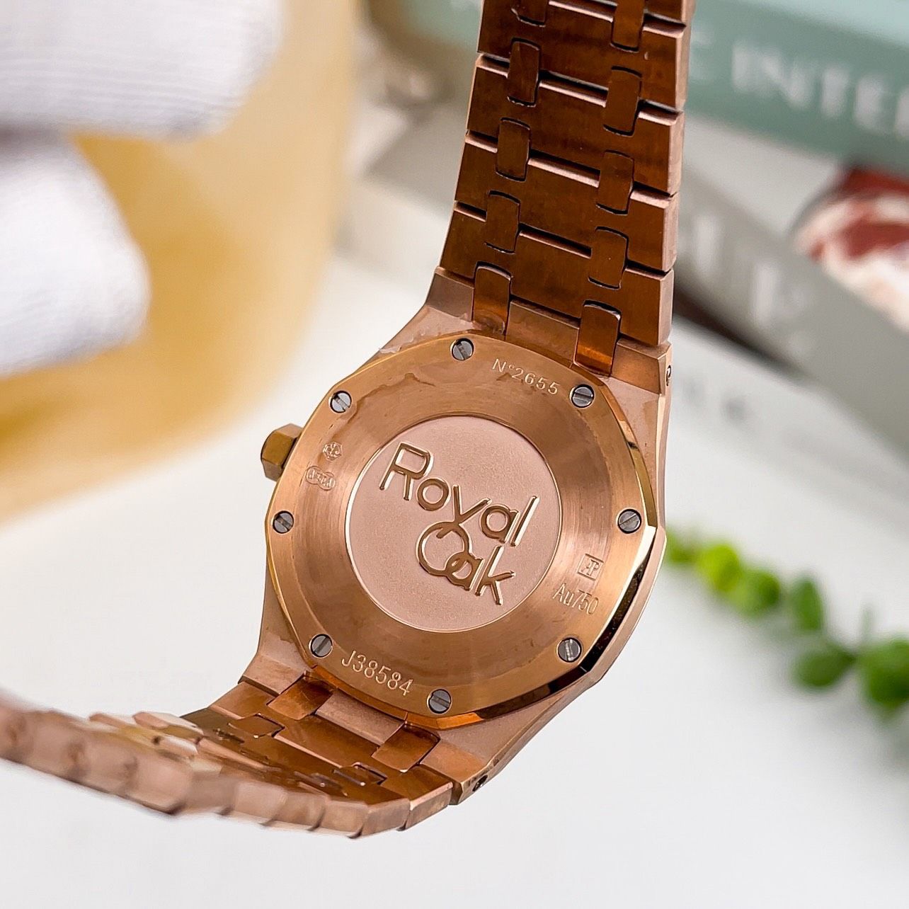 AUDEMARS PIGUET ROYAL OAK 33 MM - Đồng Hồ Audemars Piguet - Nữ - DHTT384