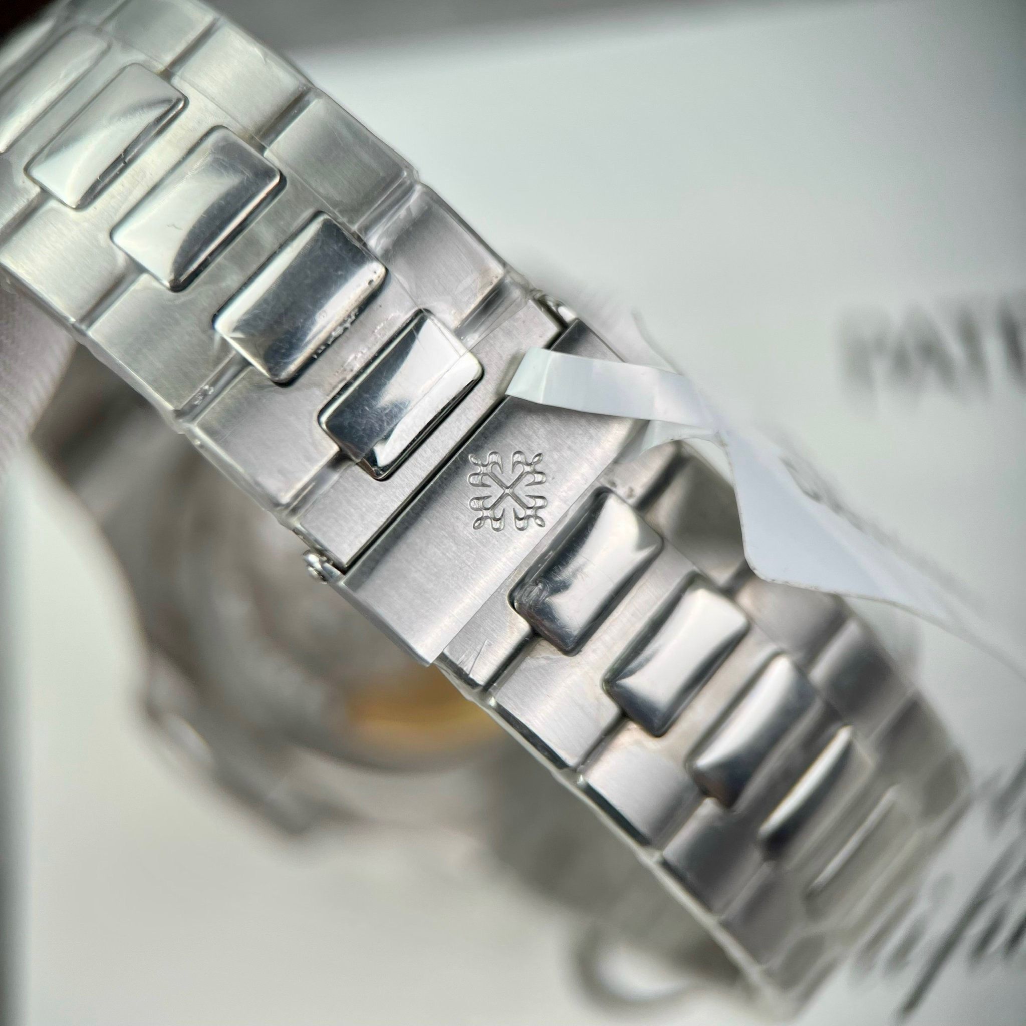 PATEK PHILIPPE NAUTILUS 40 MM - Đồng Hồ Patek Philippe - Nam - DHNTT1452