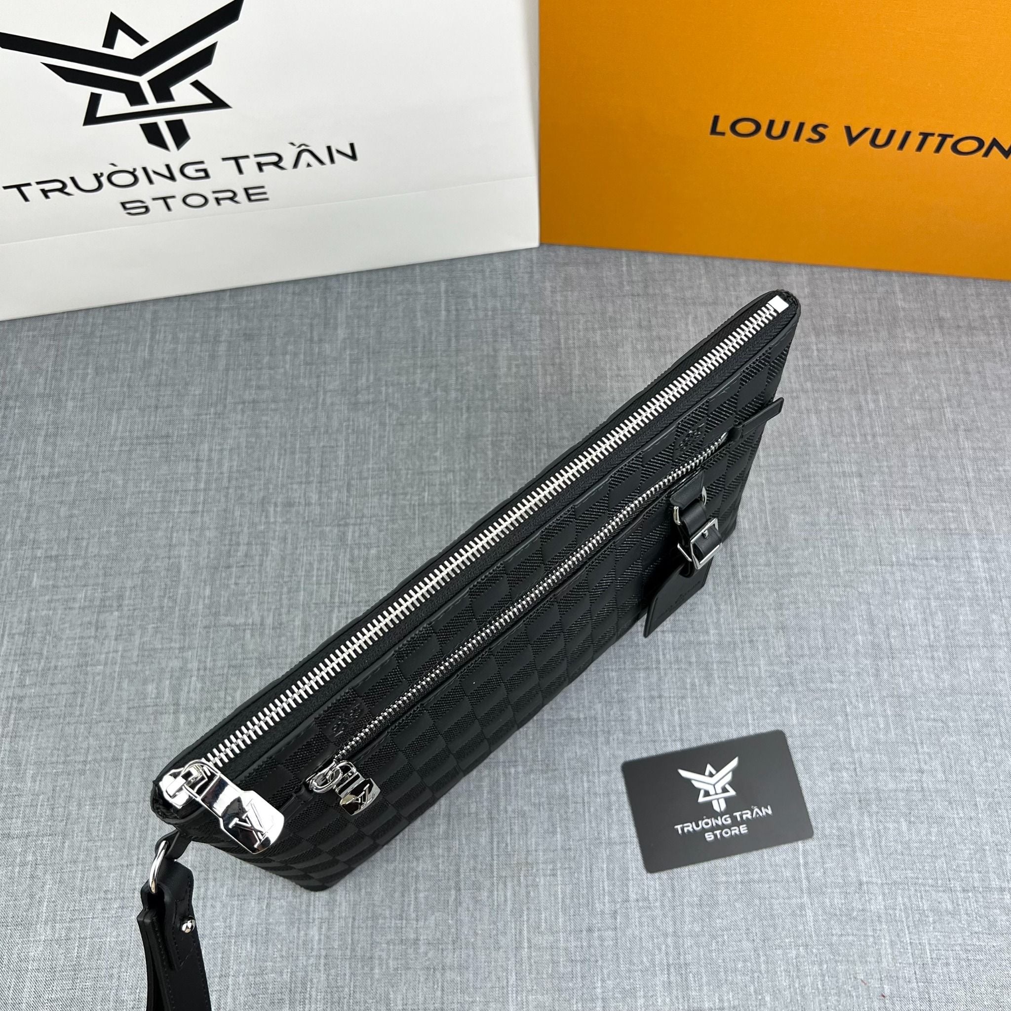 Clutch - Ví Cầm Tay Louis Vuitton - Nam - CLTT250