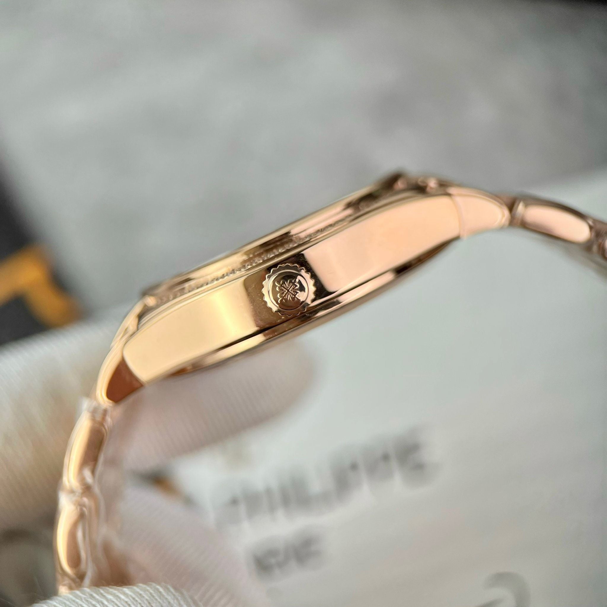 PATEK PHILIPPE TWENTY~4 36 MM - Đồng Hồ Patek Philippe - Nữ - DHTT565