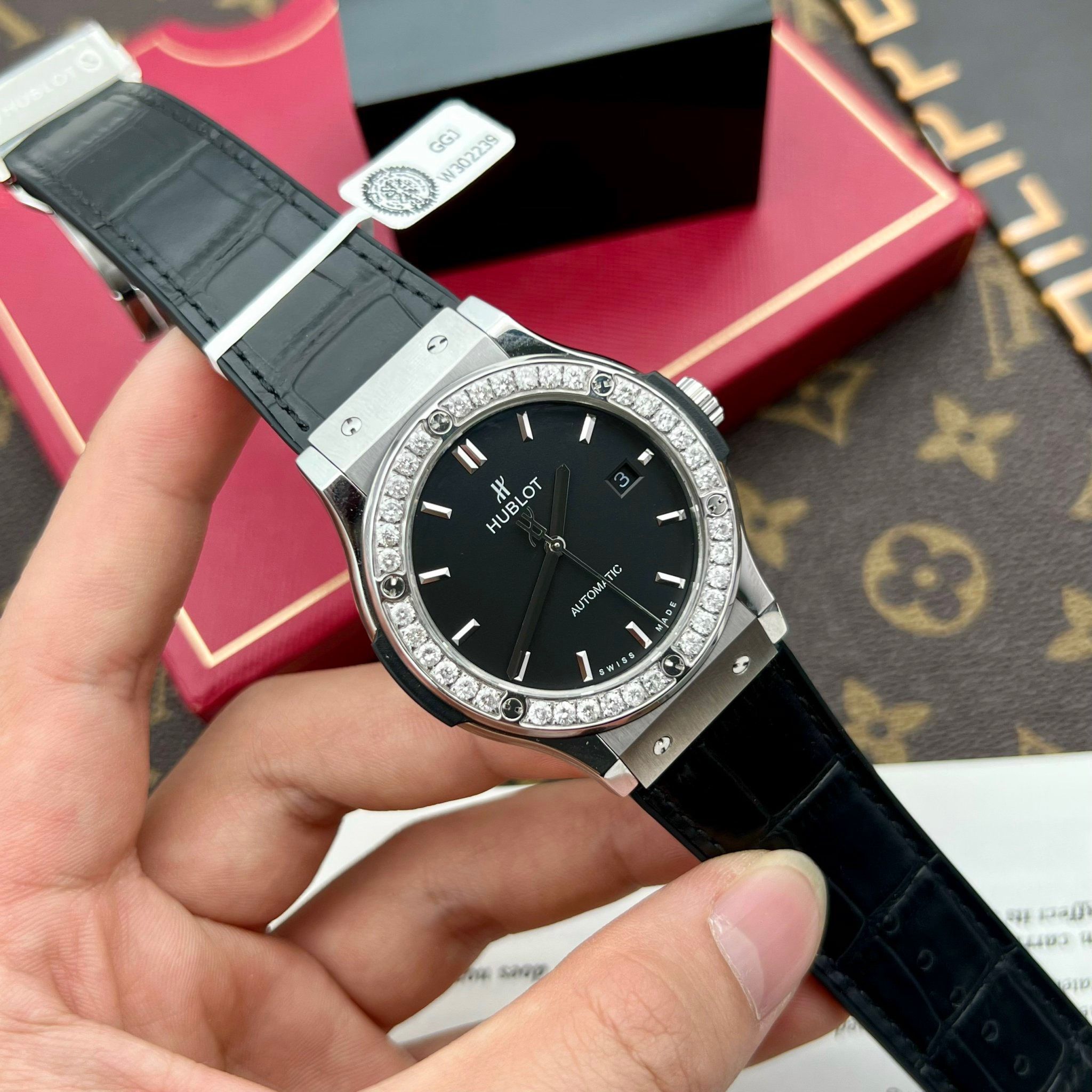 HUBLOT CLASSIC FUSION 42 MM - Đồng Hồ Hublot - Nam - DHNTT430
