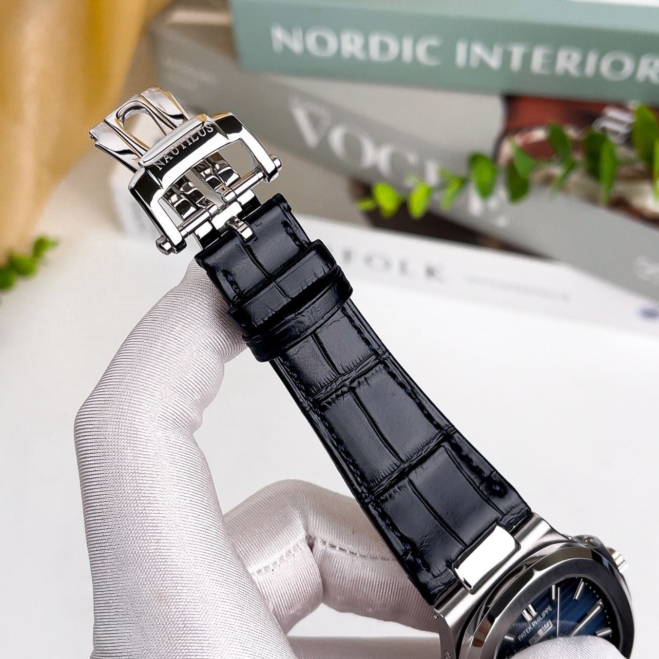 PATEK PHILIPPE NAUTILUS 40 MM - Đồng Hồ Patek Philippe - Nam - DHNTT555