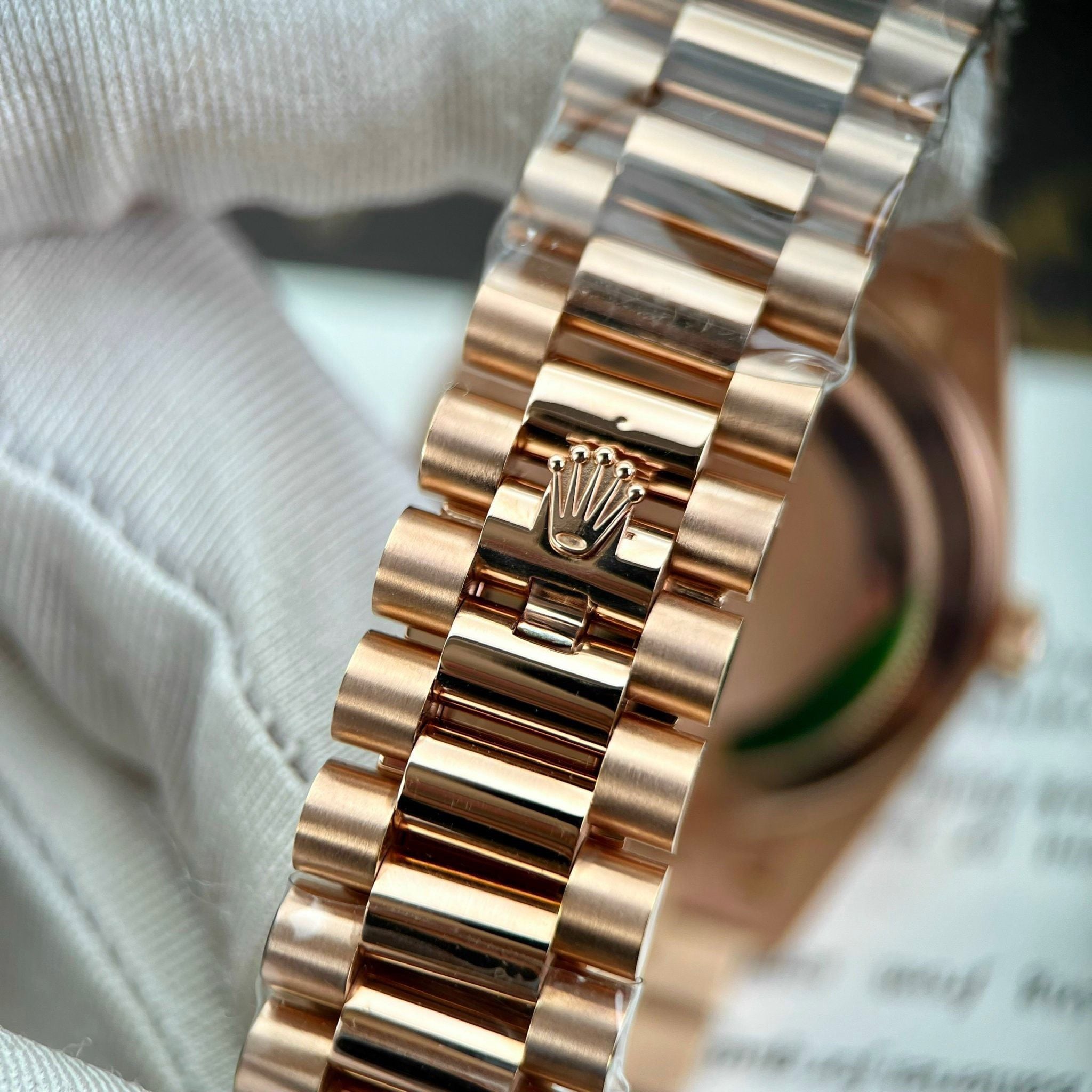 ROLEX DAY-DATE 40 MM - Đồng Hồ Rolex - Nam - DHNTT1564