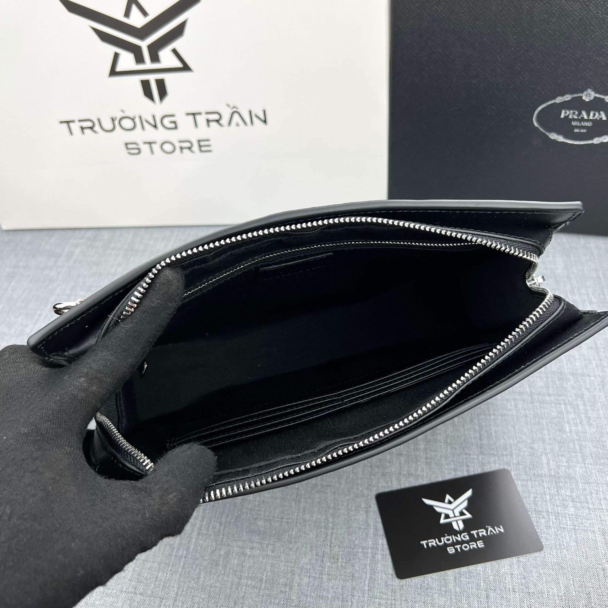 Clutch - Ví Khóa Vân Tay Prada - Nam - CLTT305