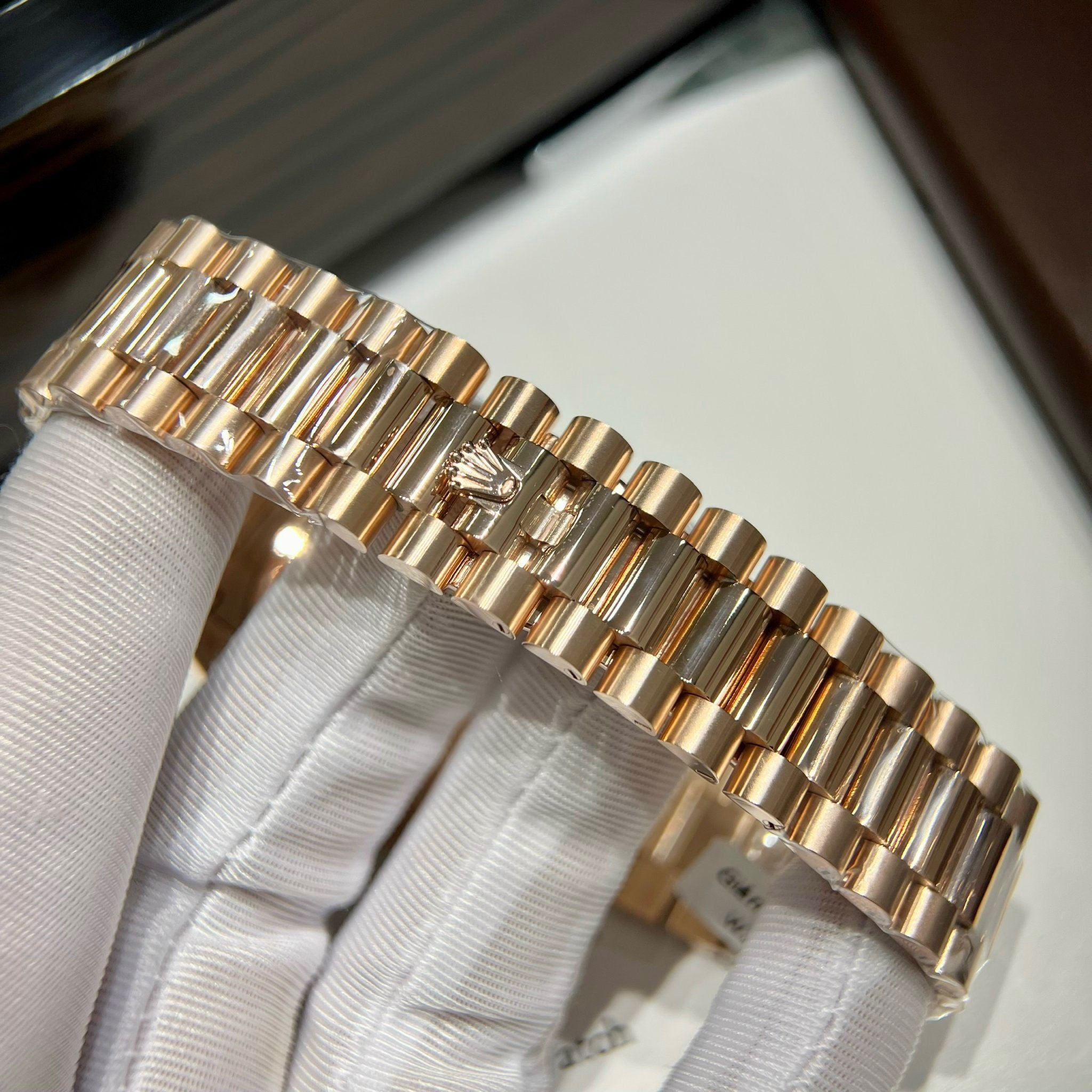 ROLEX DAY-DATE 40 MM - Đồng Hồ Rolex - Nam - DHNTT486