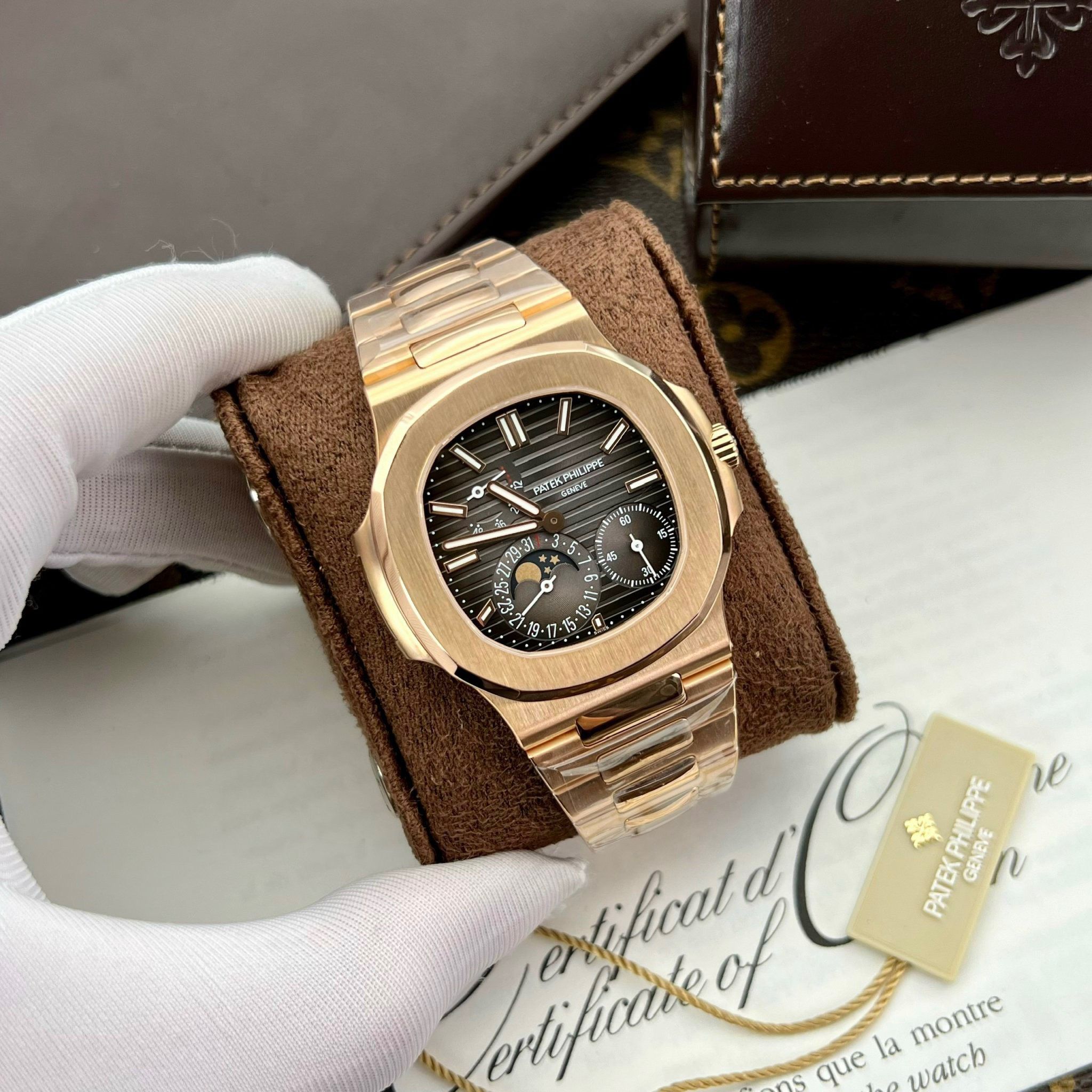 PATEK PHILIPPE NAUTILUS 40 MM - Đồng Hồ Patek Philippe - Nam - DHNTT664