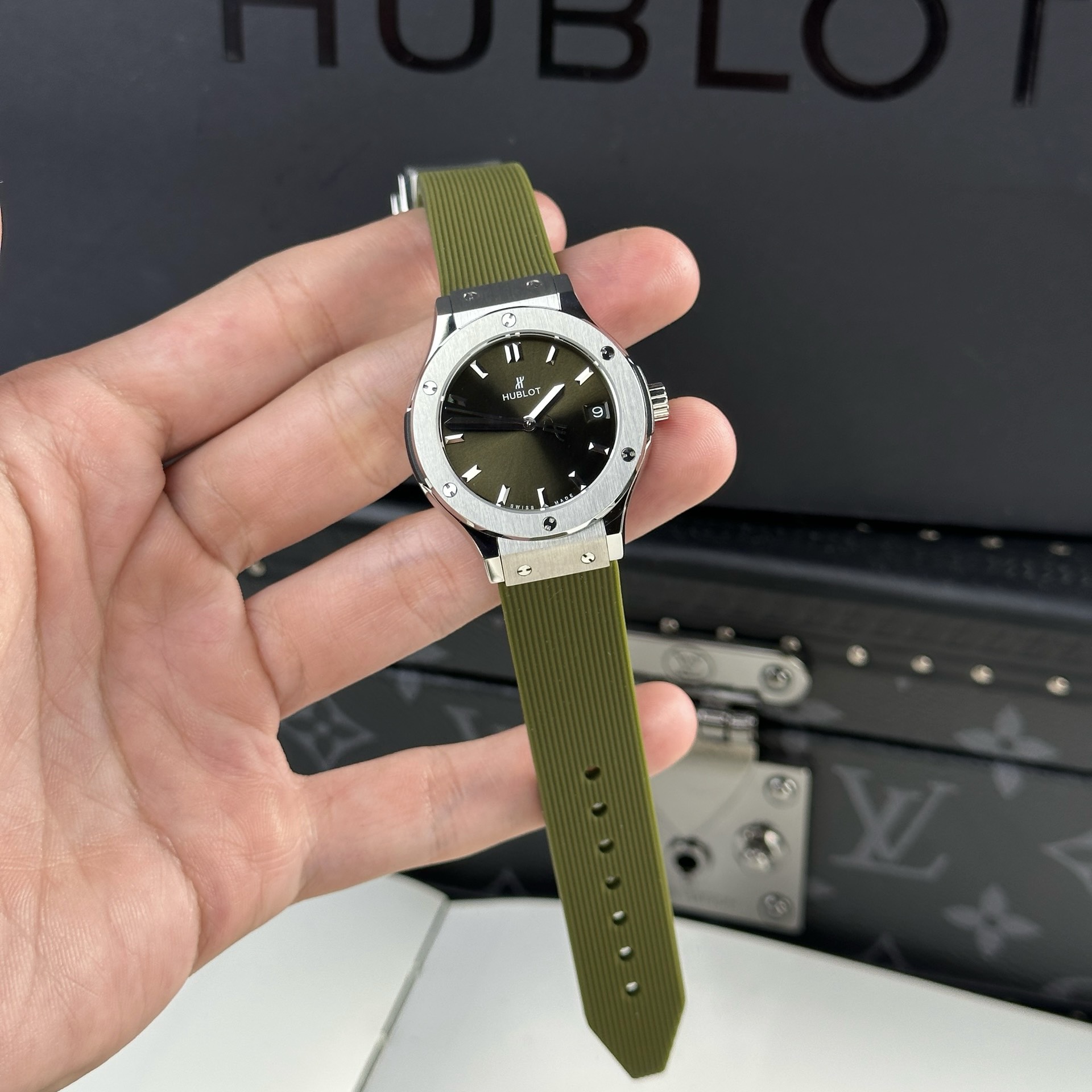 HUBLOT CLASSIC FUSION 33 MM - Đồng Hồ Hublot - Nữ - DHTT594