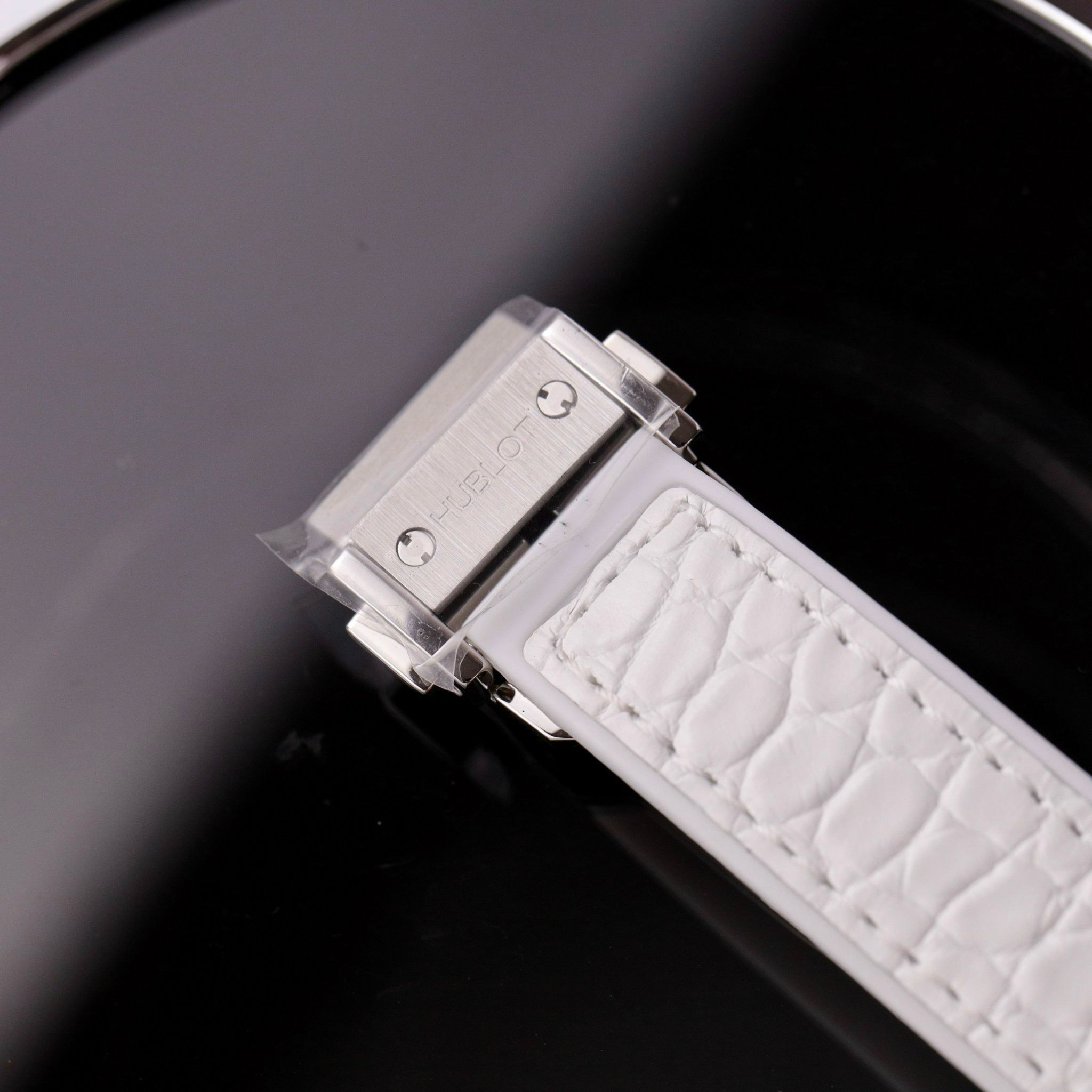 HUBLOT CLASSIC FUSION 33 MM - Đồng Hồ Hublot - Nữ - DHTT624