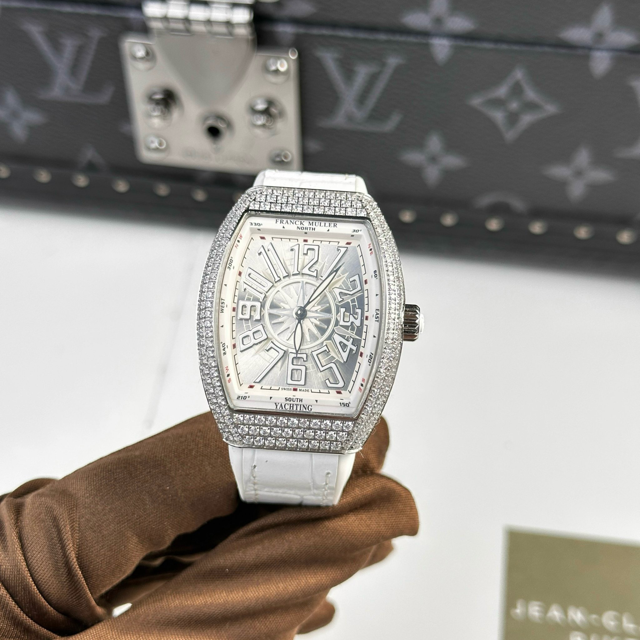 FRANCK MULLER VANGUARD LADY 32 MM - Đồng Hồ Franck Muller - Nữ - DHTT622