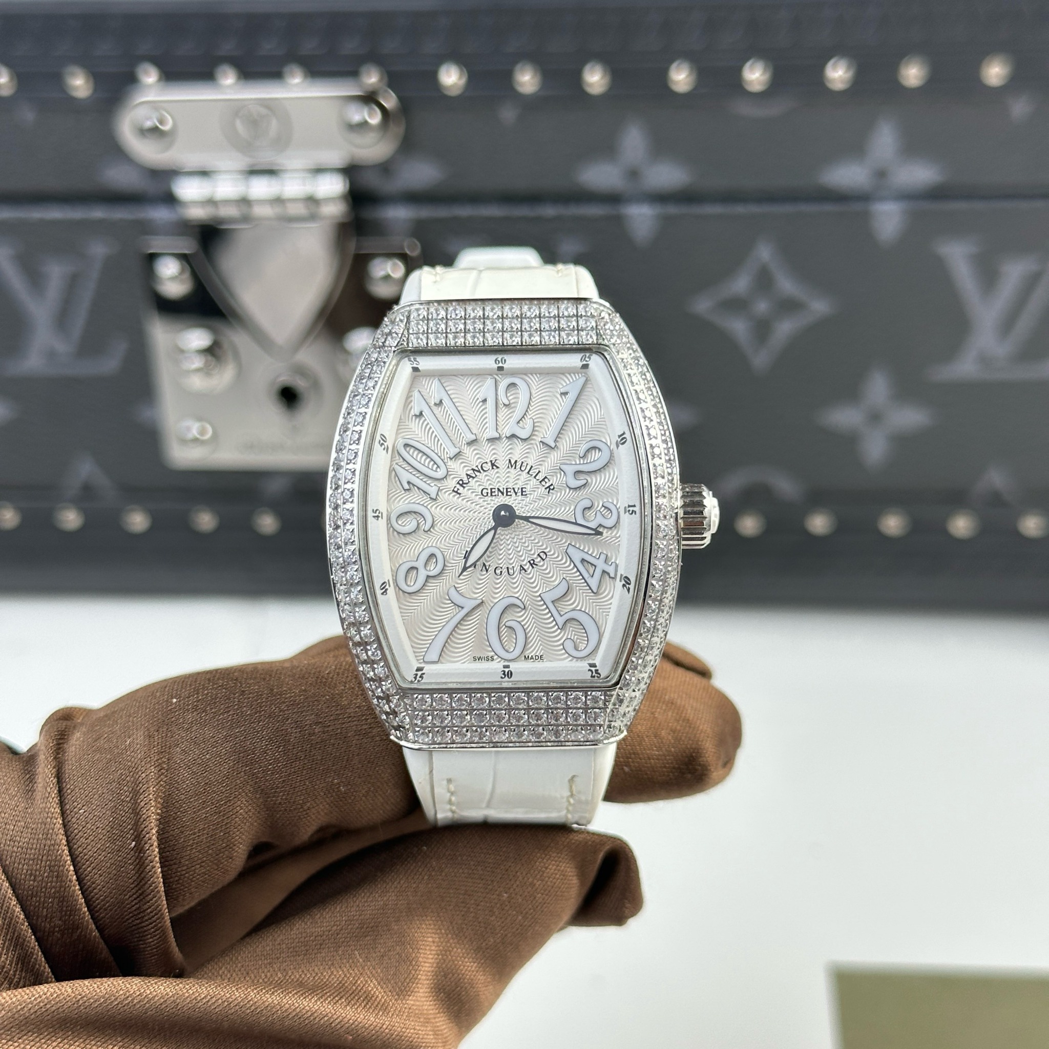 FRANCK MULLER VANGUARD LADY 32 MM - Đồng Hồ Franck Muller - Nữ - DHTT111