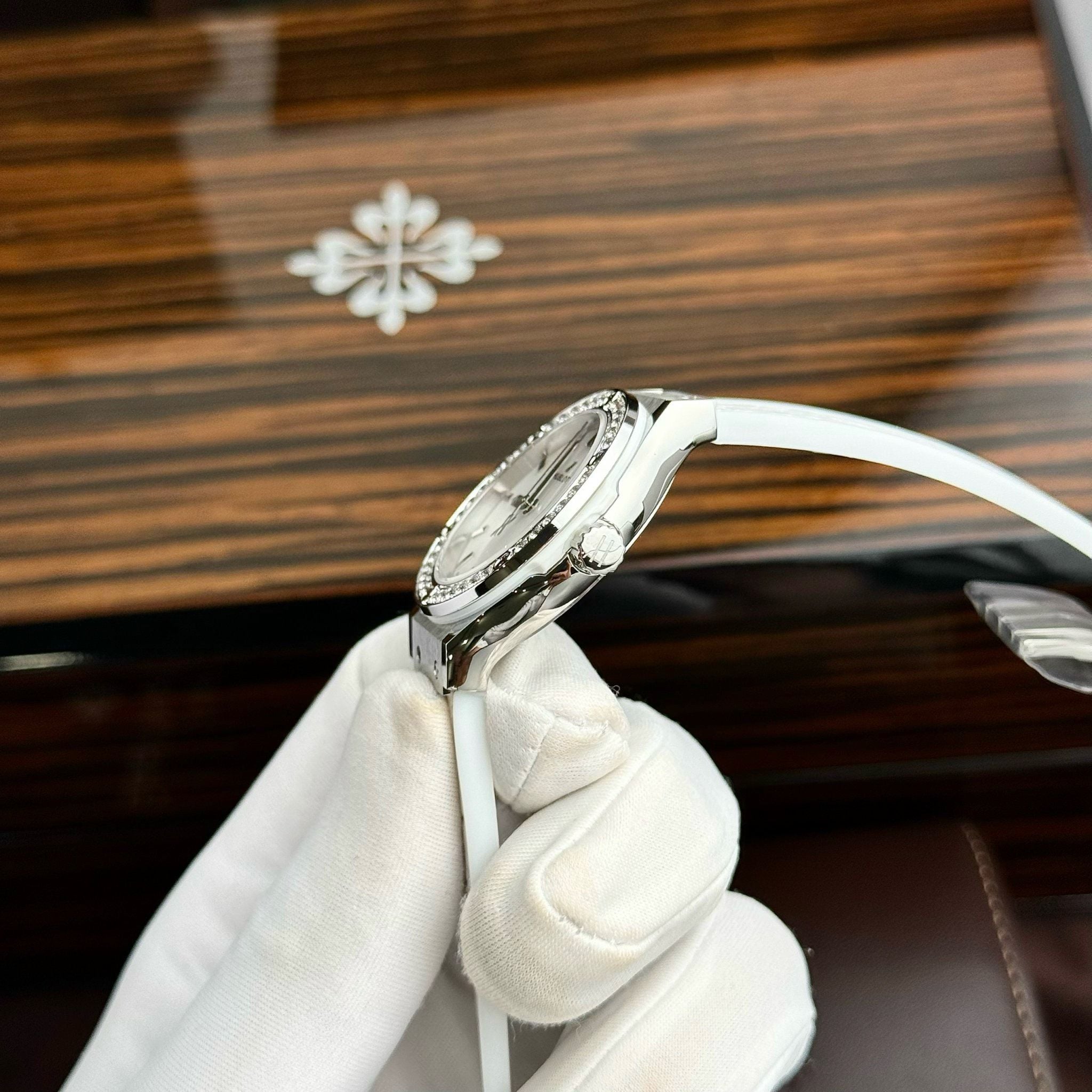 HUBLOT CLASSIC FUSION 33 MM - Đồng Hồ Hublot - Nữ - DHTT587