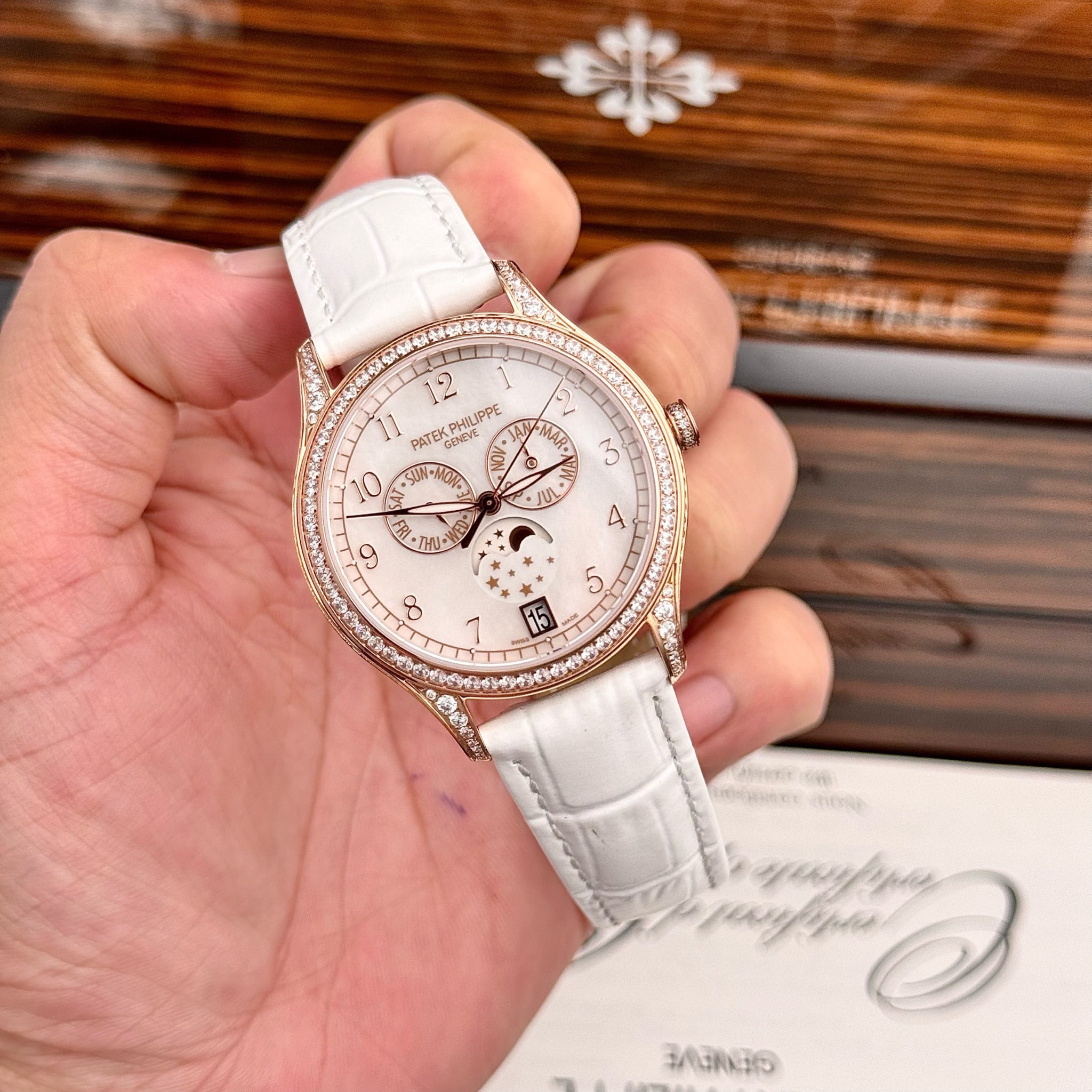 PATEK PHILIPPE COMPLICATIONS 38 MM - Đồng Hồ Patek Philippe - Nữ - DHTT633