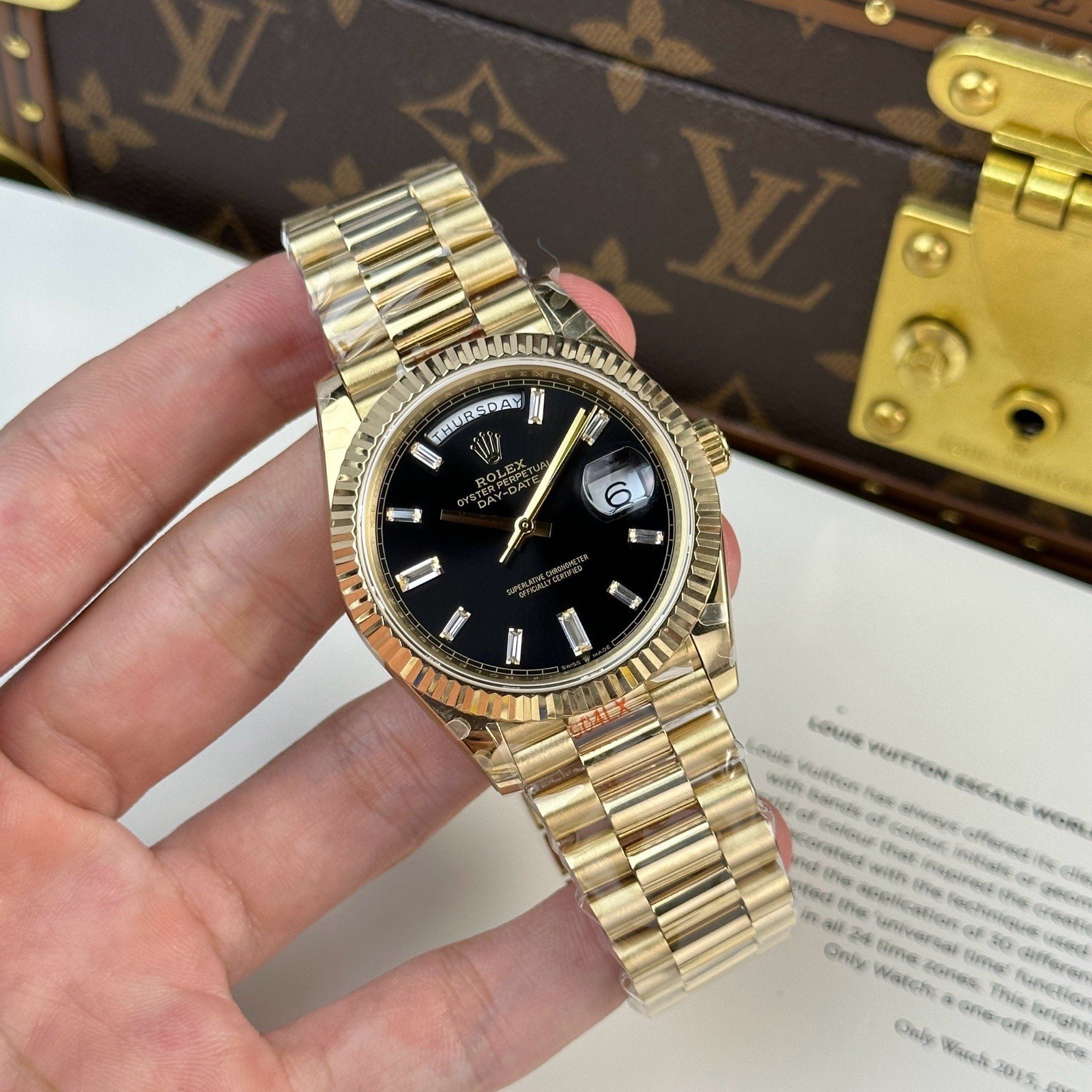 ROLEX DAY-DATE 40 MM - Đồng Hồ Rolex - Nam - DHNTT1755