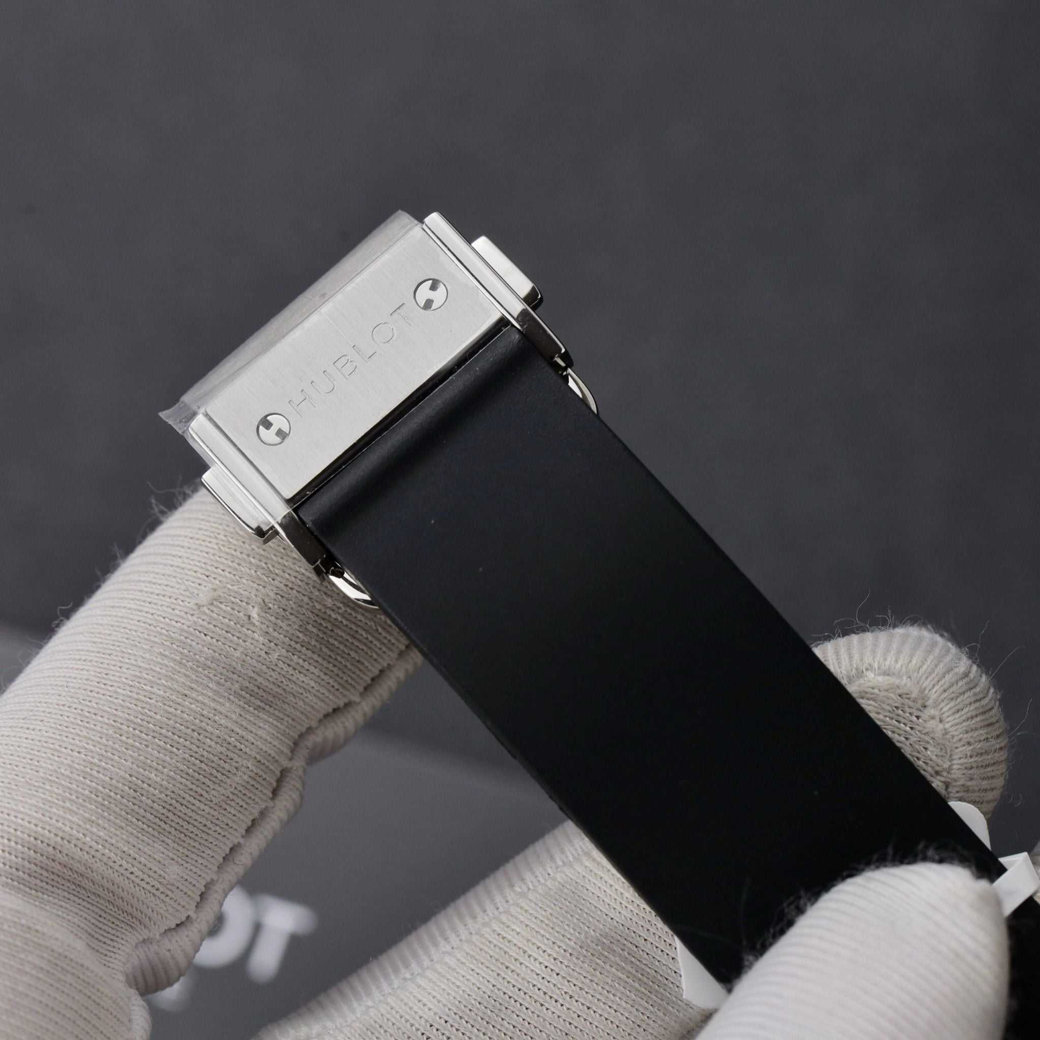 HUBLOT CLASSIC FUSION ORLINSKI 40 MM - Đồng Hồ Hublot - Nữ - DHTT537