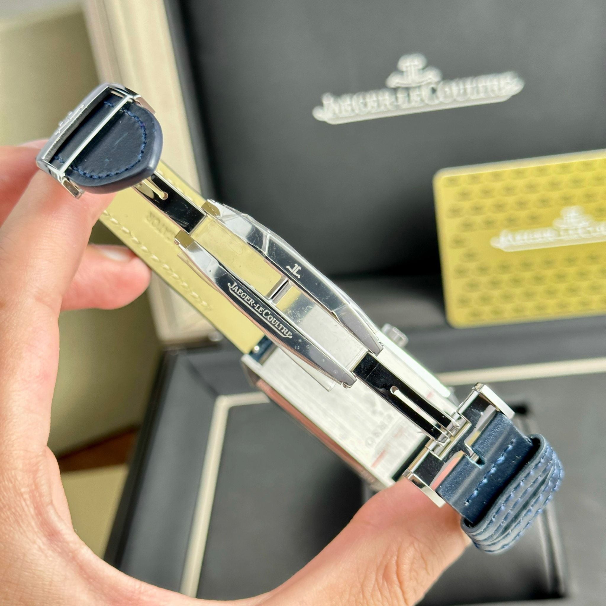 JAEGER-LECOULTRE REVERSO TRIBUTE 28 MM - Đồng Hồ Jaeger-LeCoultre - Nam - DHNTT1816