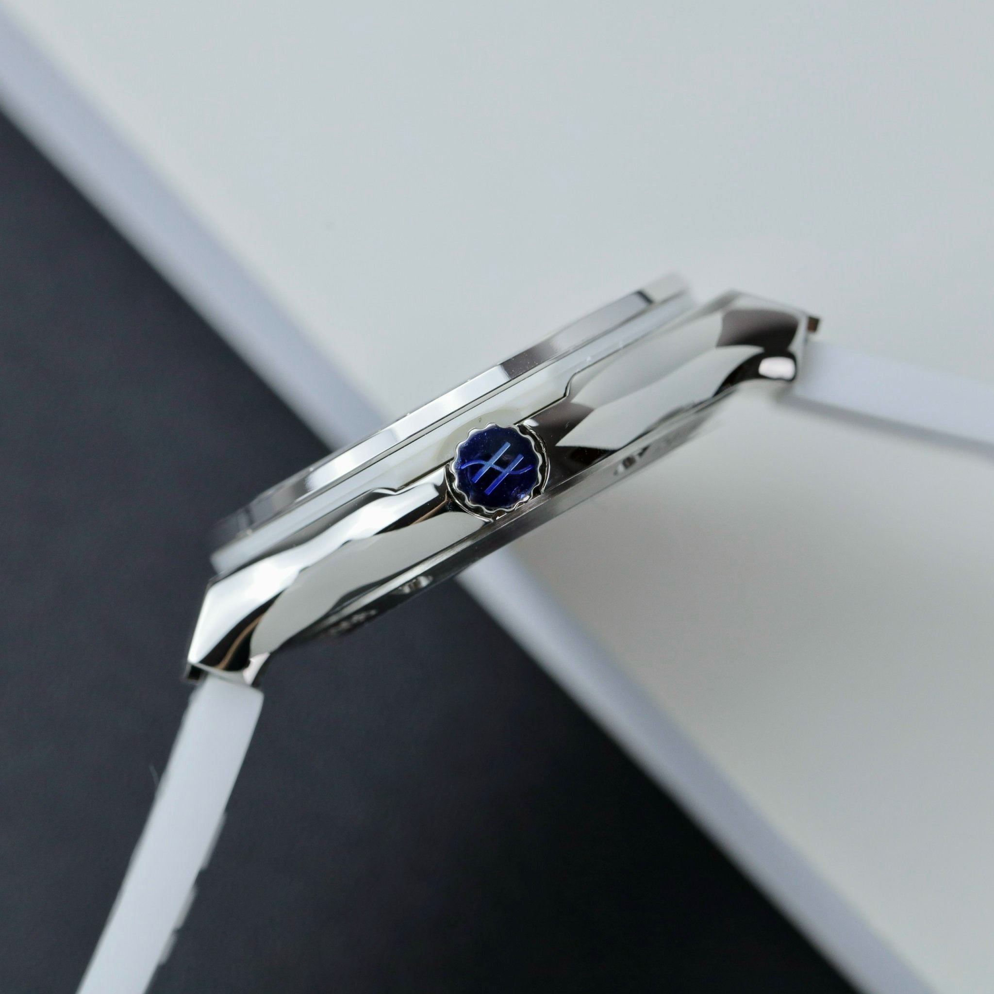 HUBLOT CLASSIC FUSION 33 MM - Đồng Hồ Hublot - Nữ - DHTT625